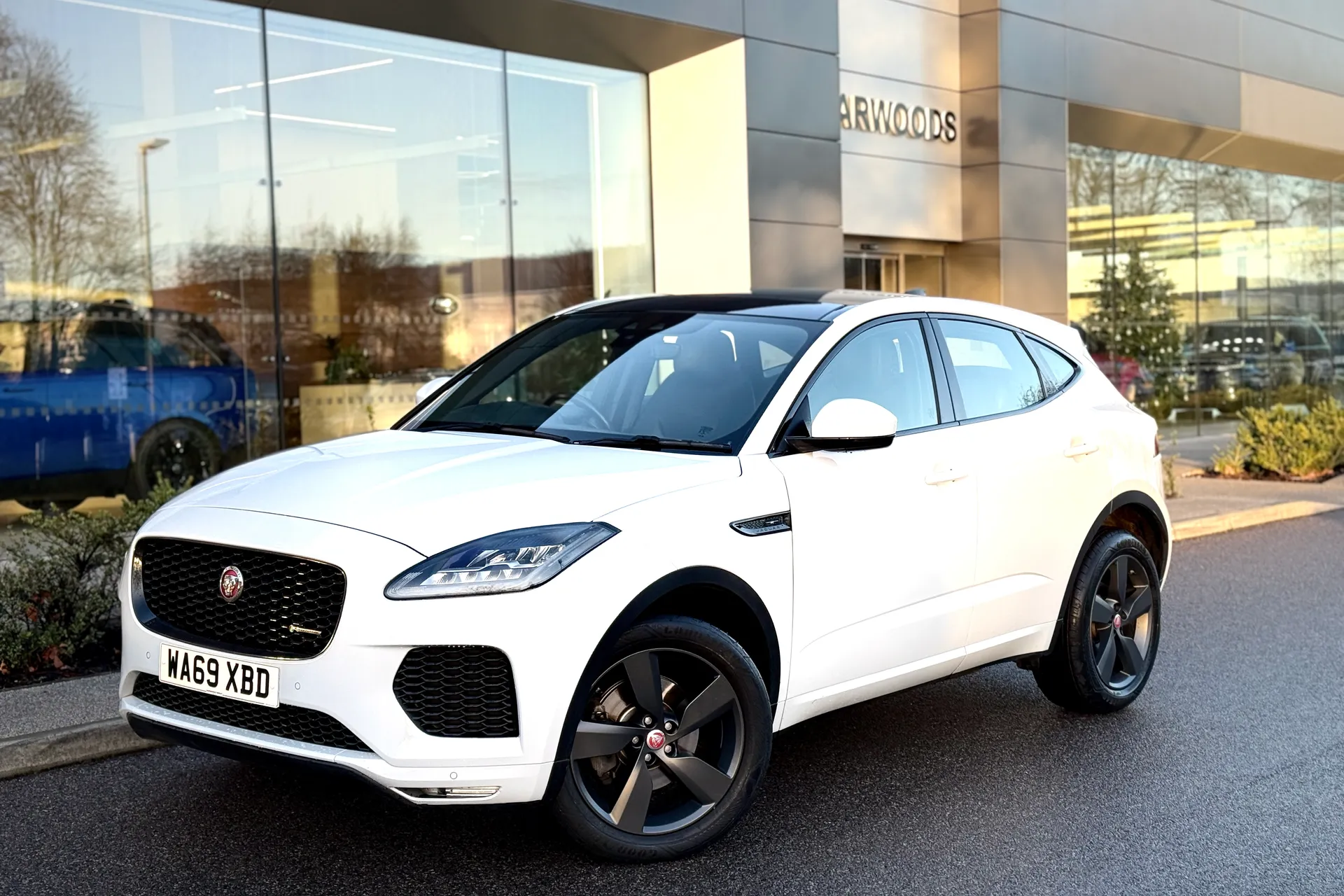Jaguar E-PACE thumbnail image number 20