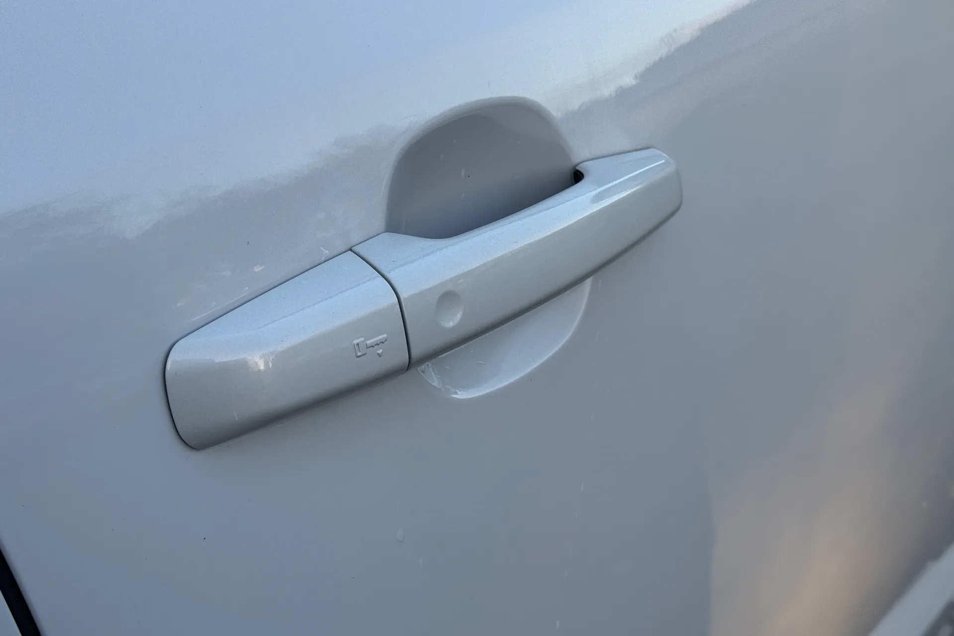 Jaguar E-PACE thumbnail image number 22