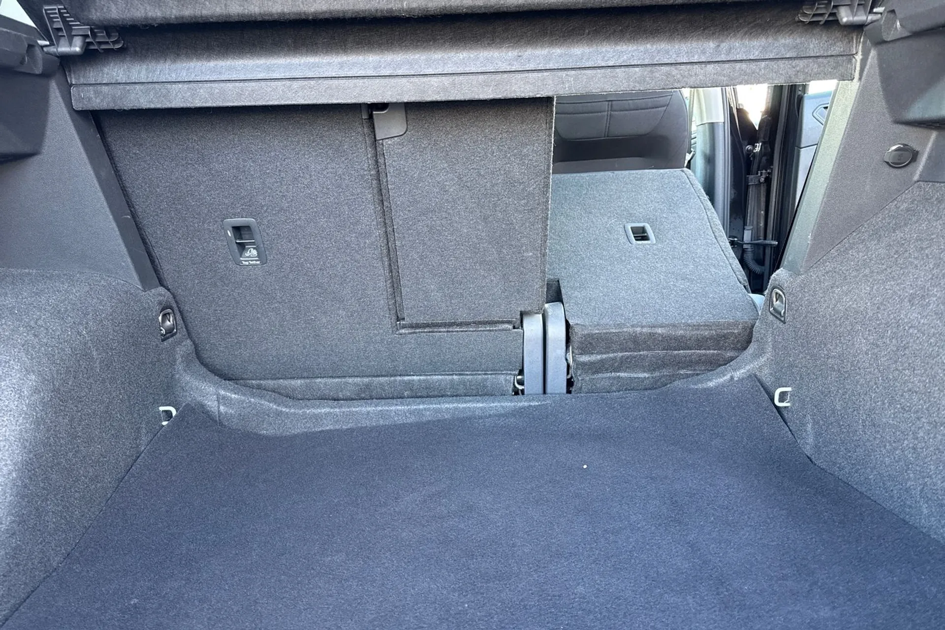 VOLKSWAGEN TIGUAN thumbnail image number 20