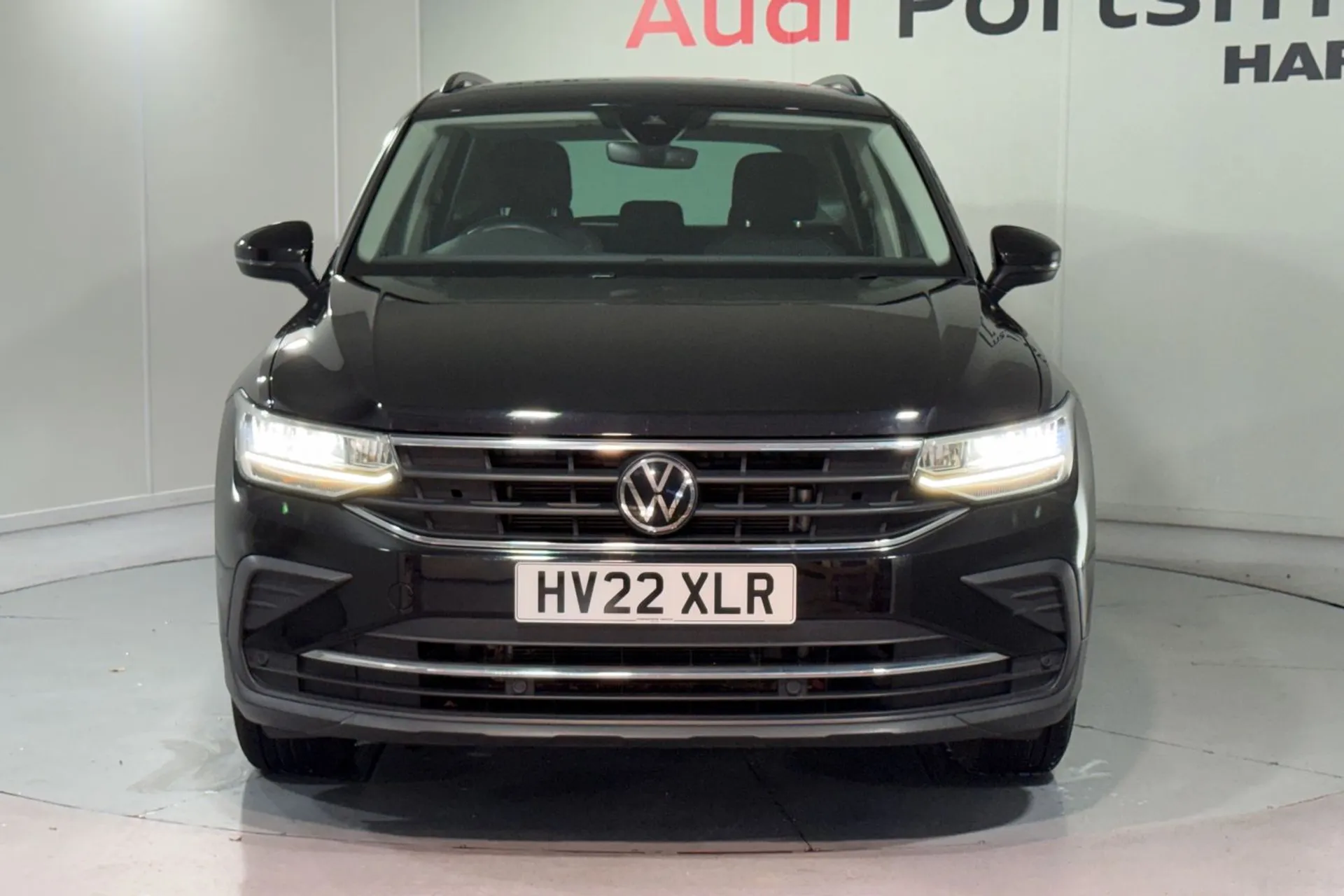 VOLKSWAGEN TIGUAN thumbnail image number 5