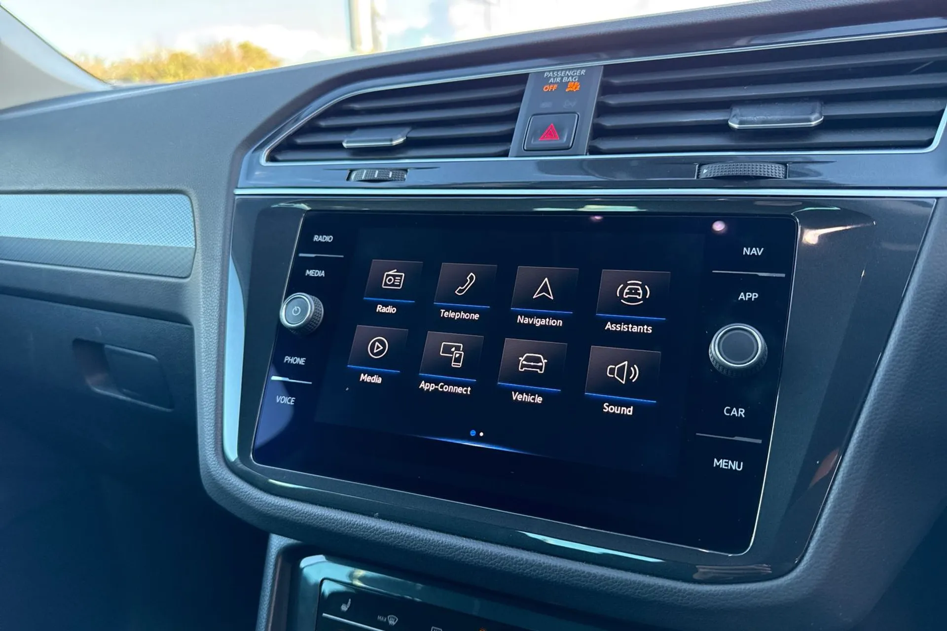 VOLKSWAGEN TIGUAN thumbnail image number 34