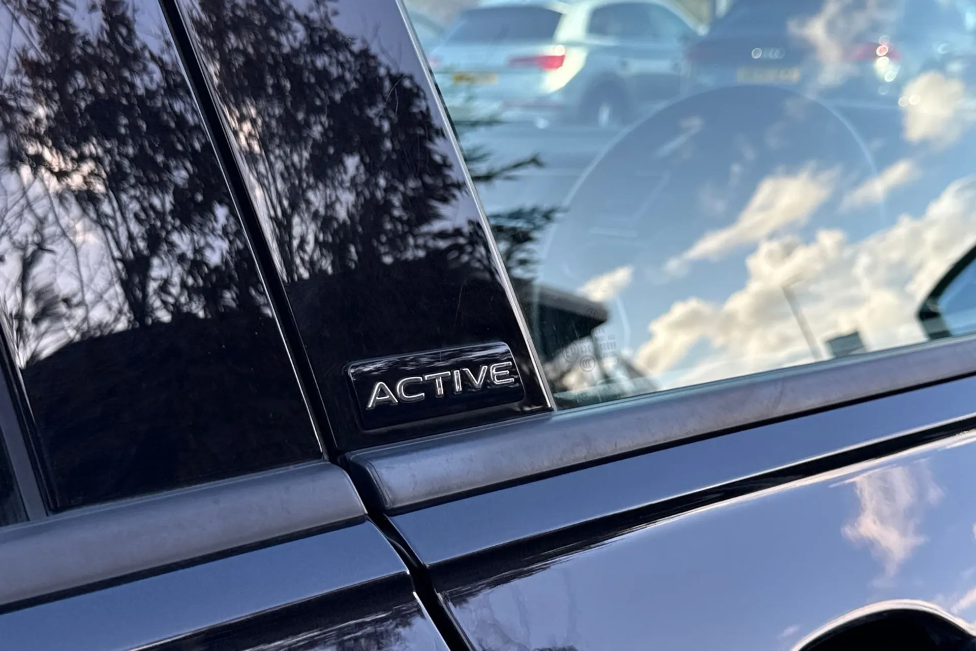 VOLKSWAGEN TIGUAN thumbnail image number 15