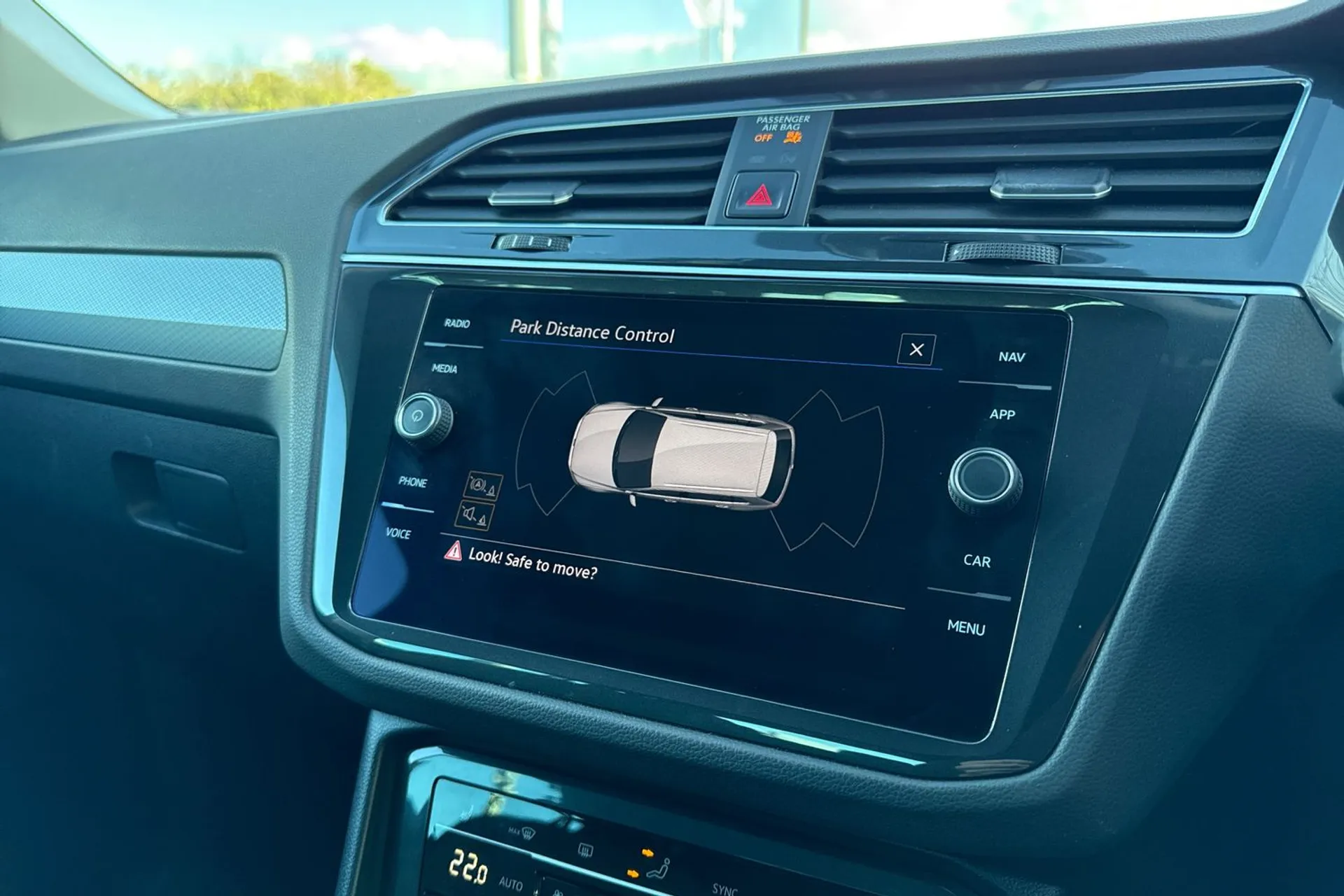 VOLKSWAGEN TIGUAN thumbnail image number 32