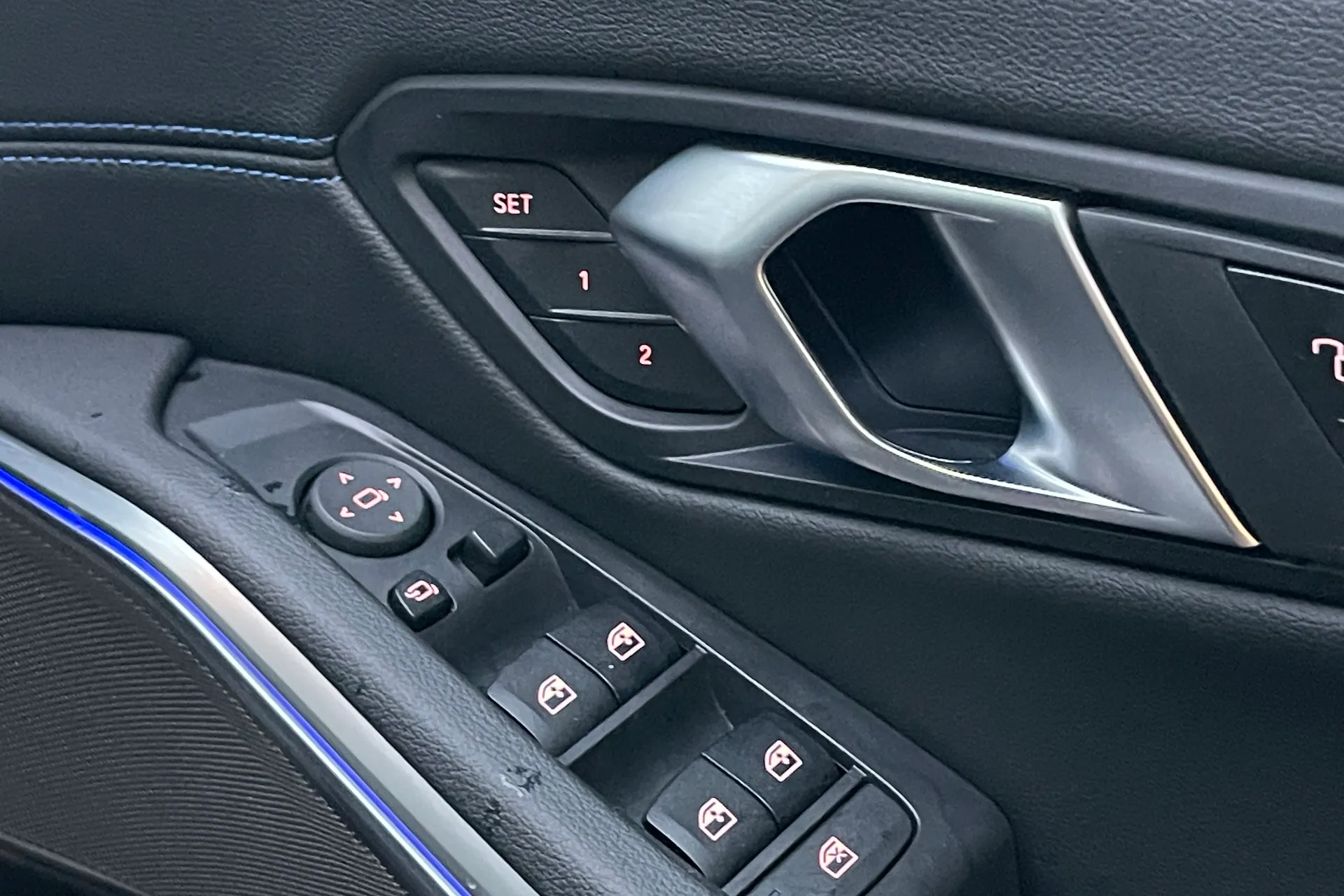 BMW 3 SERIES thumbnail image number 45