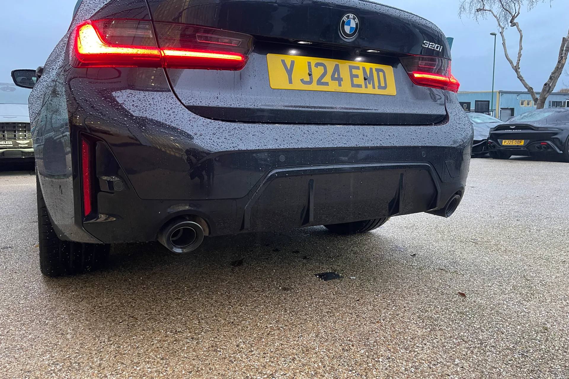 BMW 3 SERIES thumbnail image number 40