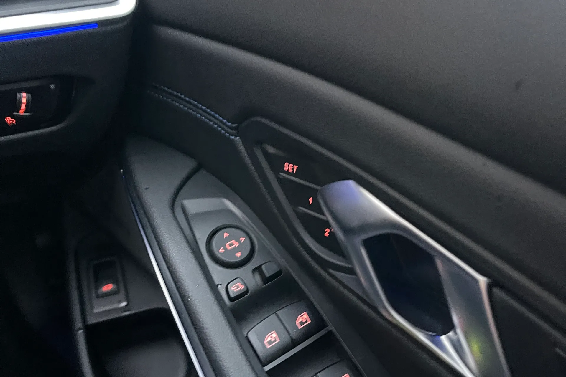 BMW 3 SERIES thumbnail image number 18