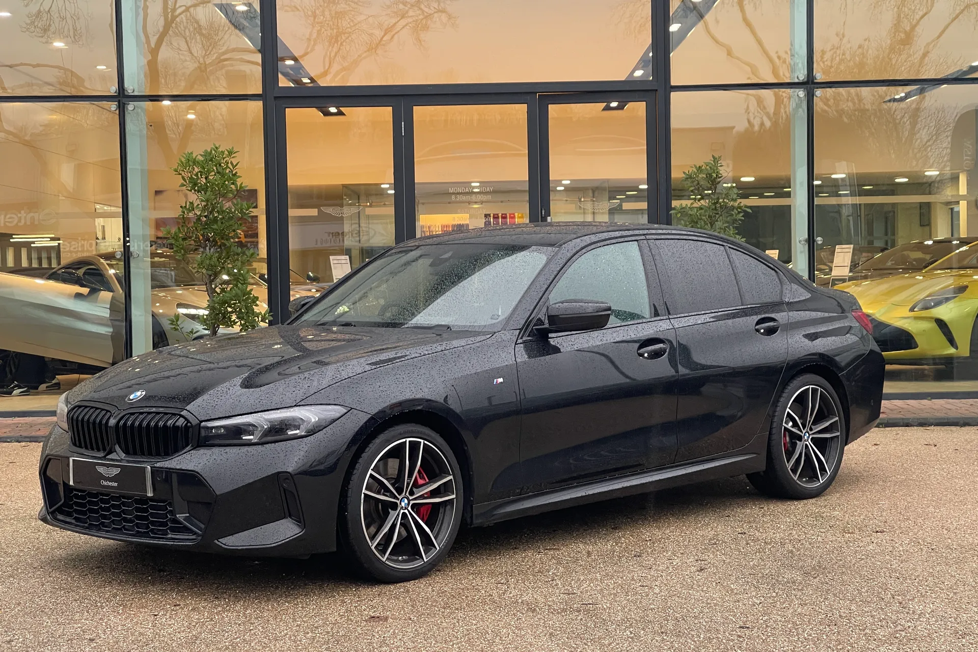 BMW 3 SERIES thumbnail image number 2