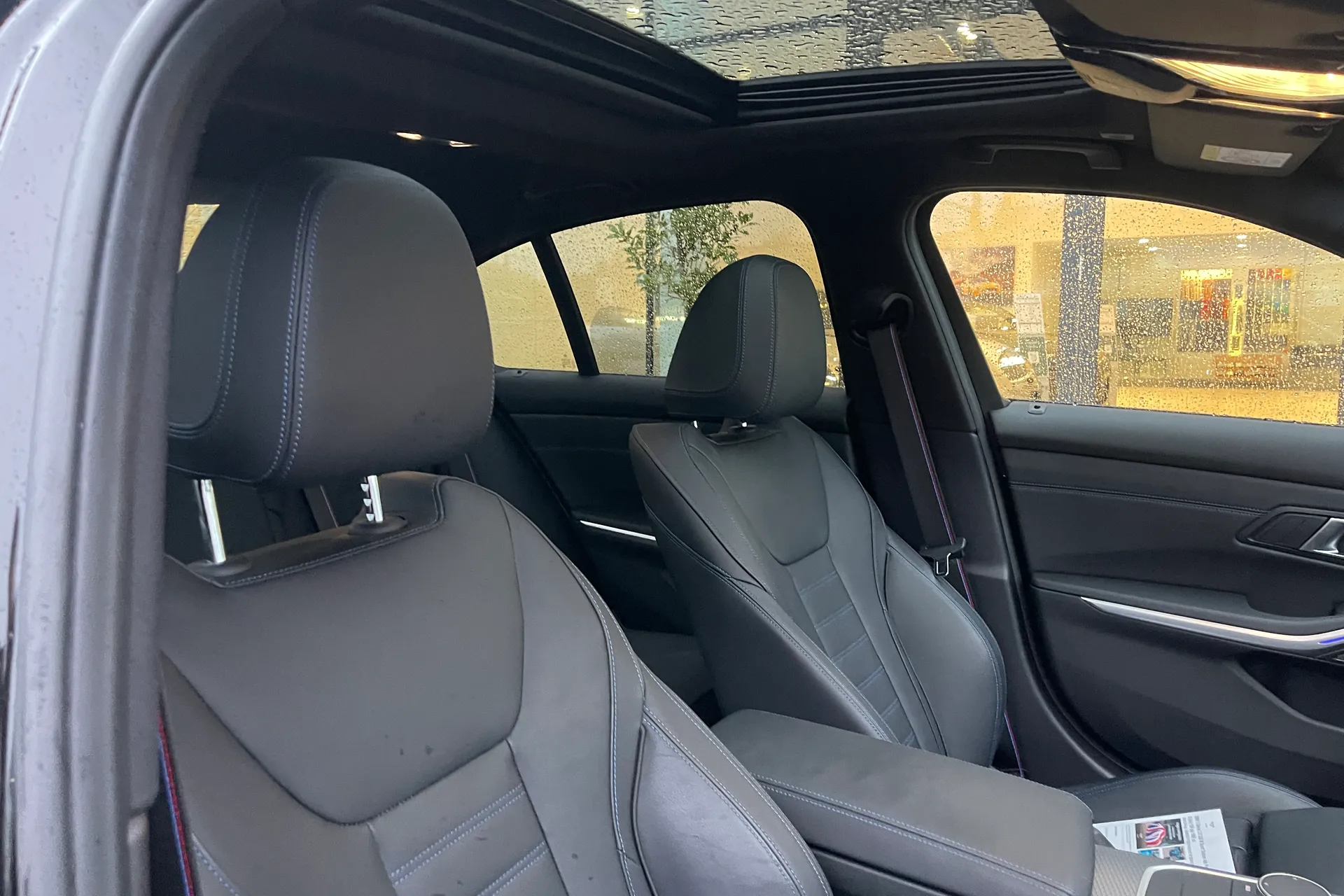 BMW 3 SERIES thumbnail image number 4