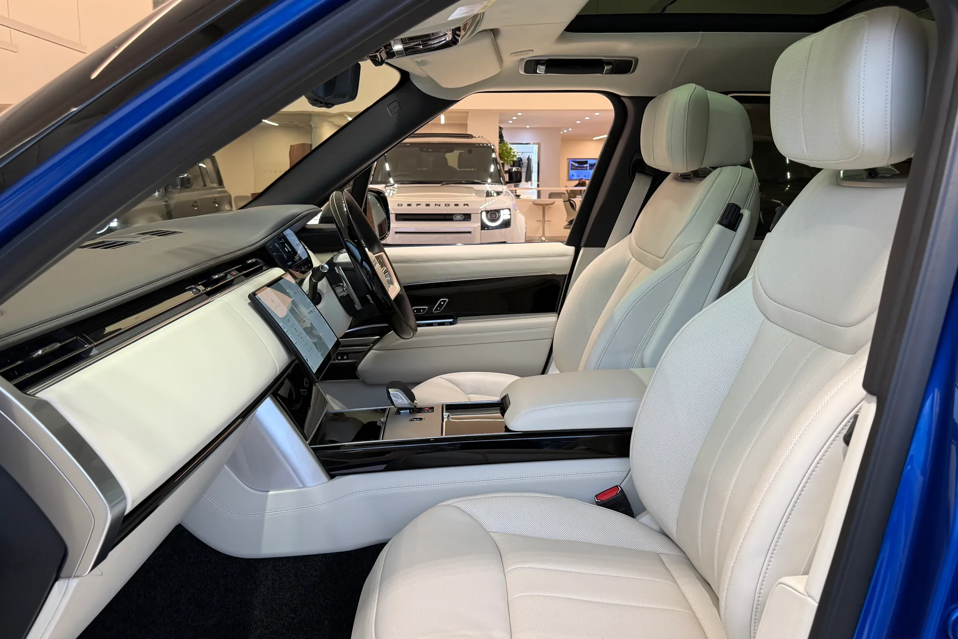 LAND ROVER RANGE ROVER thumbnail image number 42