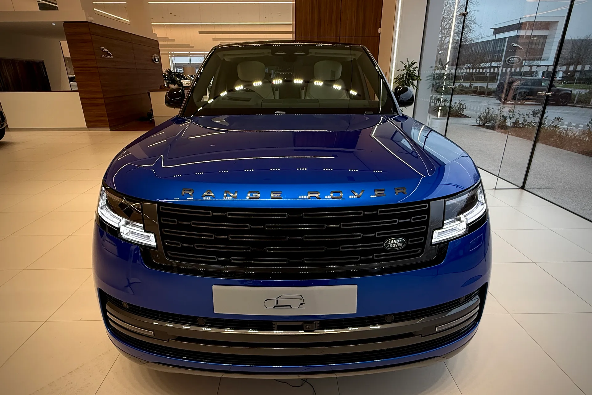 LAND ROVER RANGE ROVER thumbnail image number 16