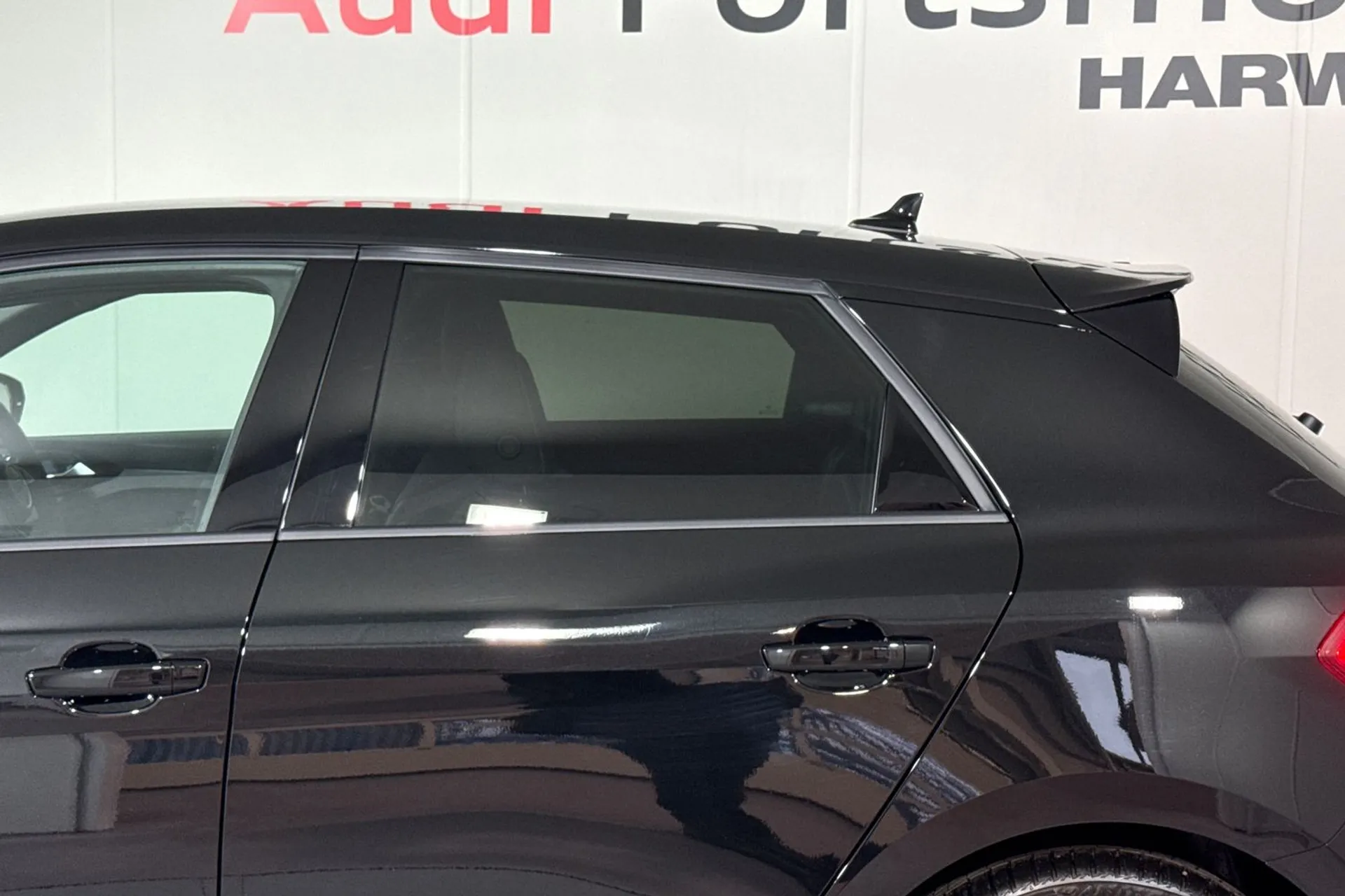 Audi A1 thumbnail image number 13