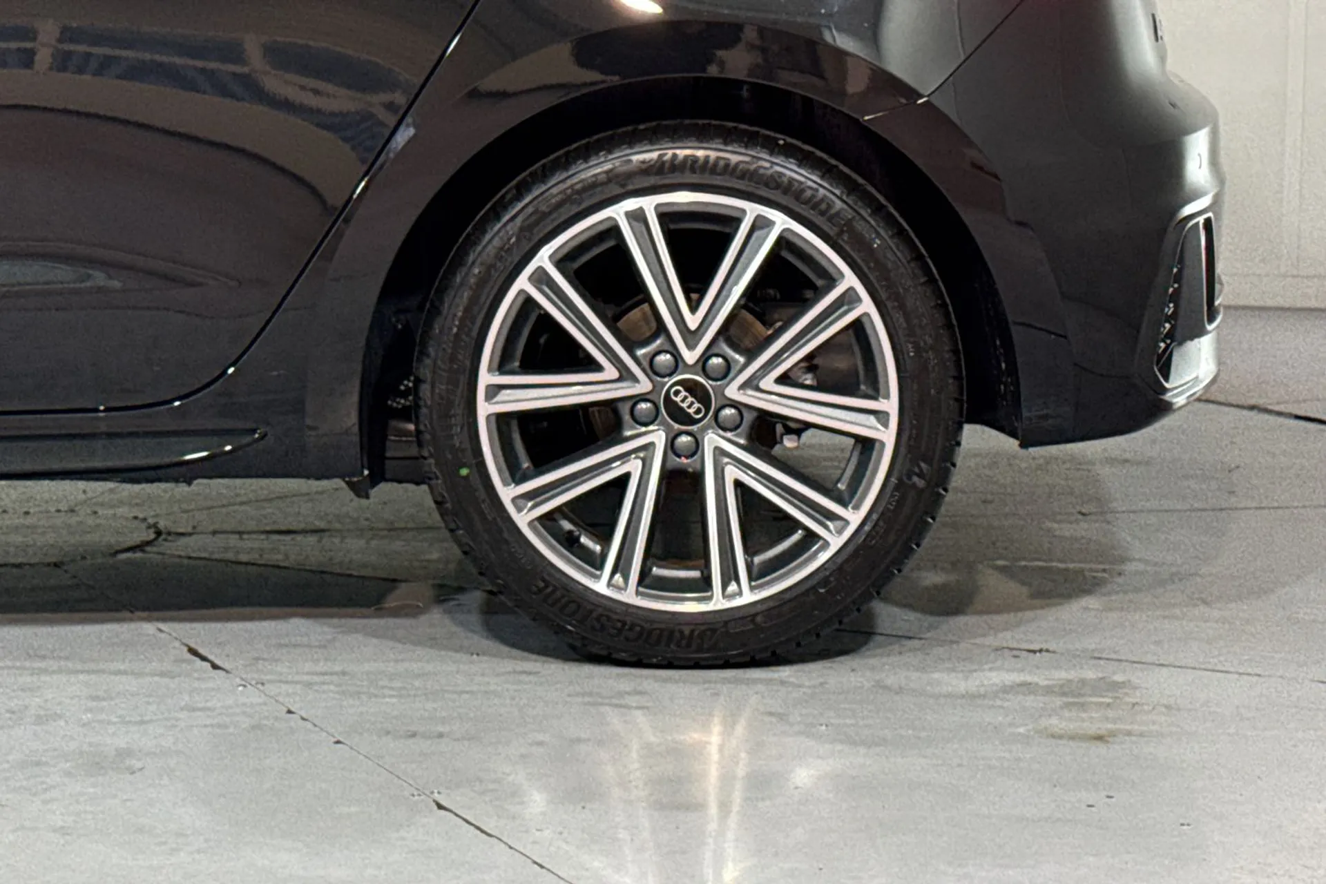 Audi A1 thumbnail image number 12