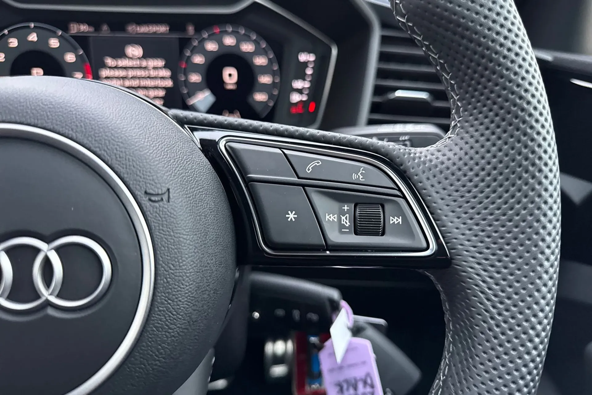 Audi A1 thumbnail image number 43