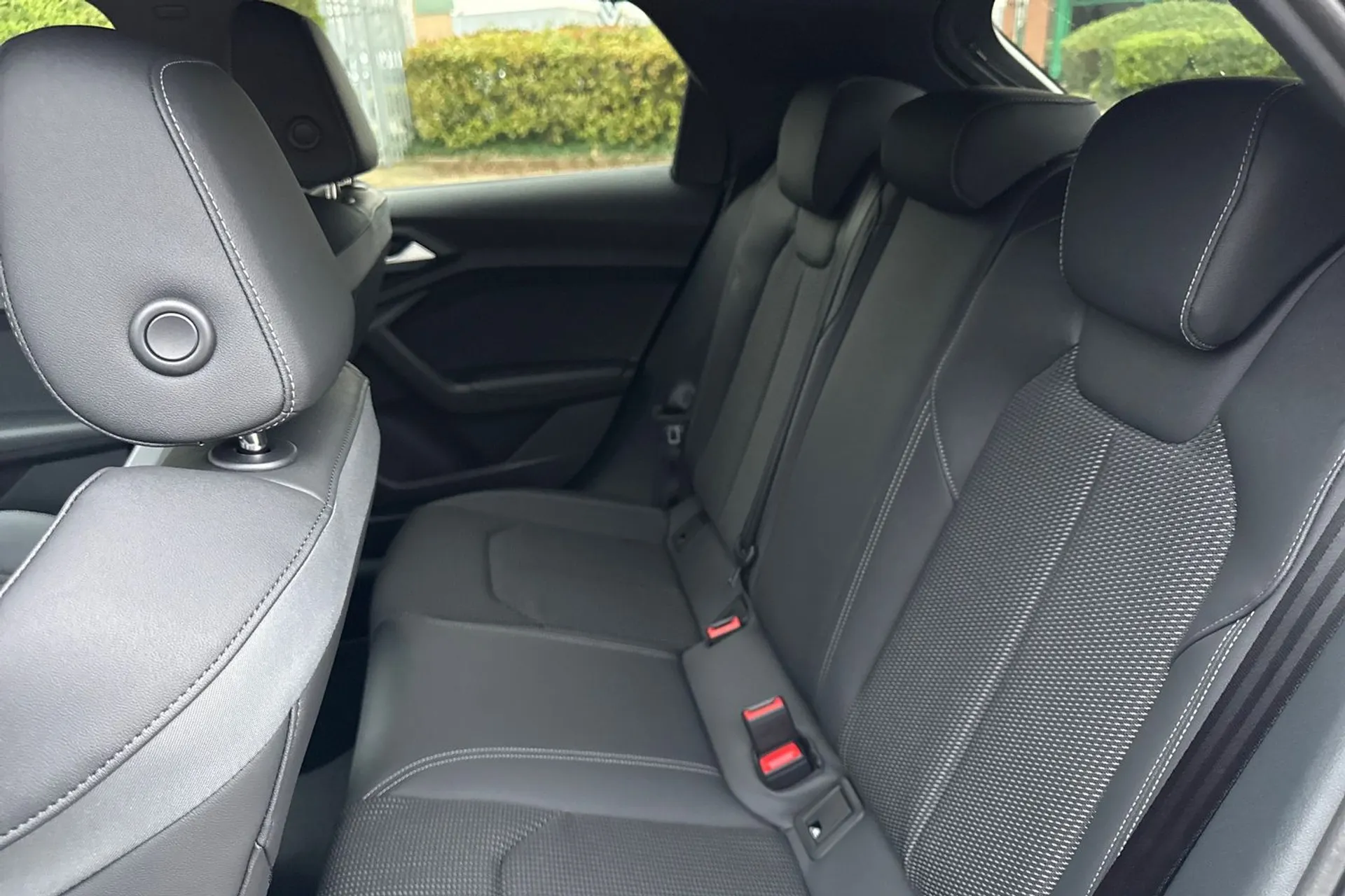 Audi A1 thumbnail image number 36