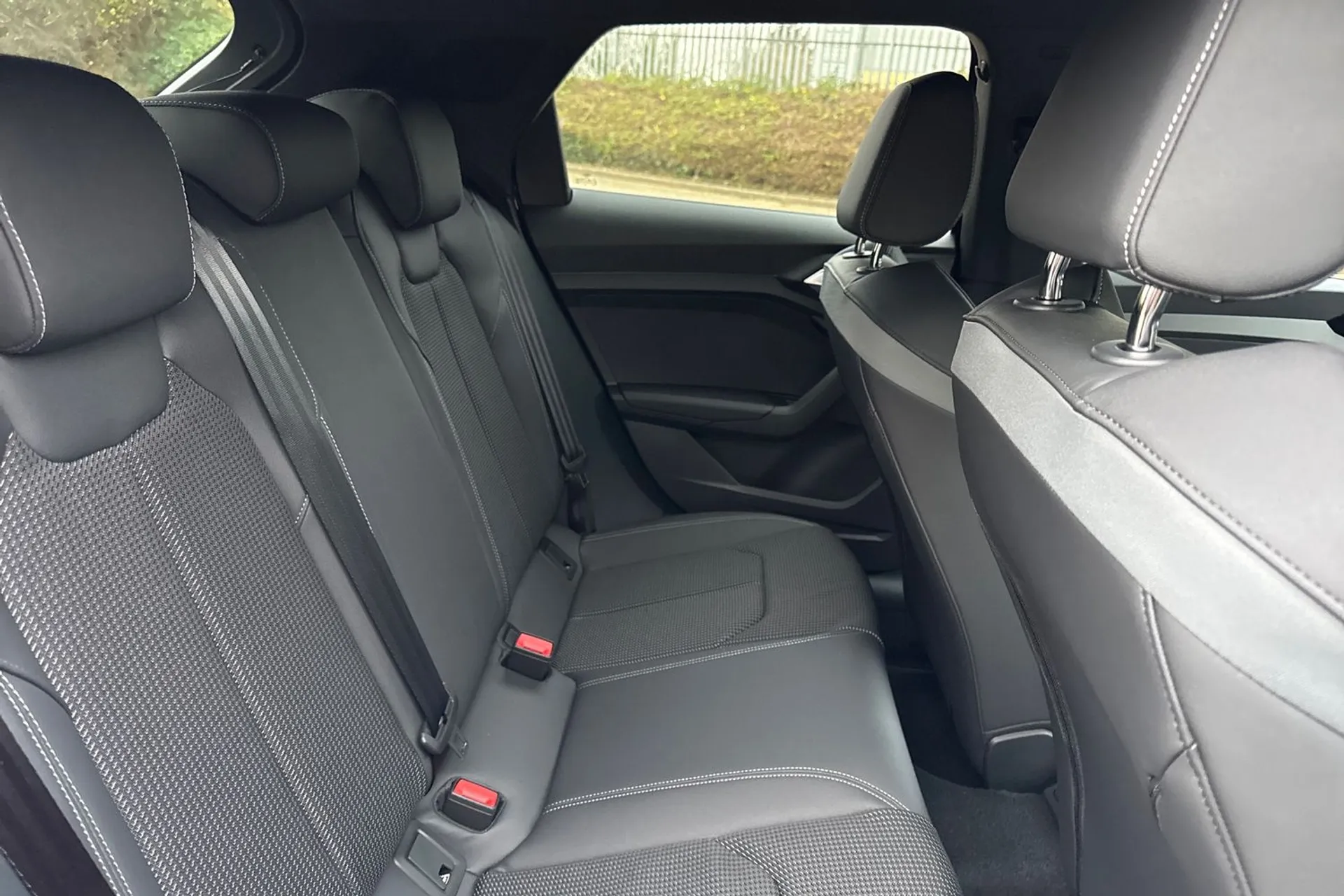 Audi A1 thumbnail image number 21