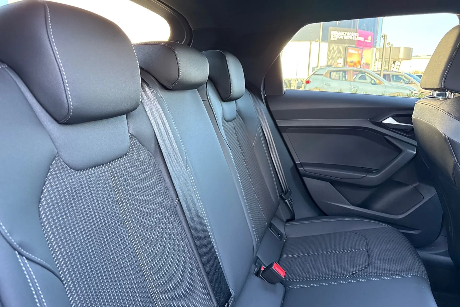 Audi A1 thumbnail image number 21