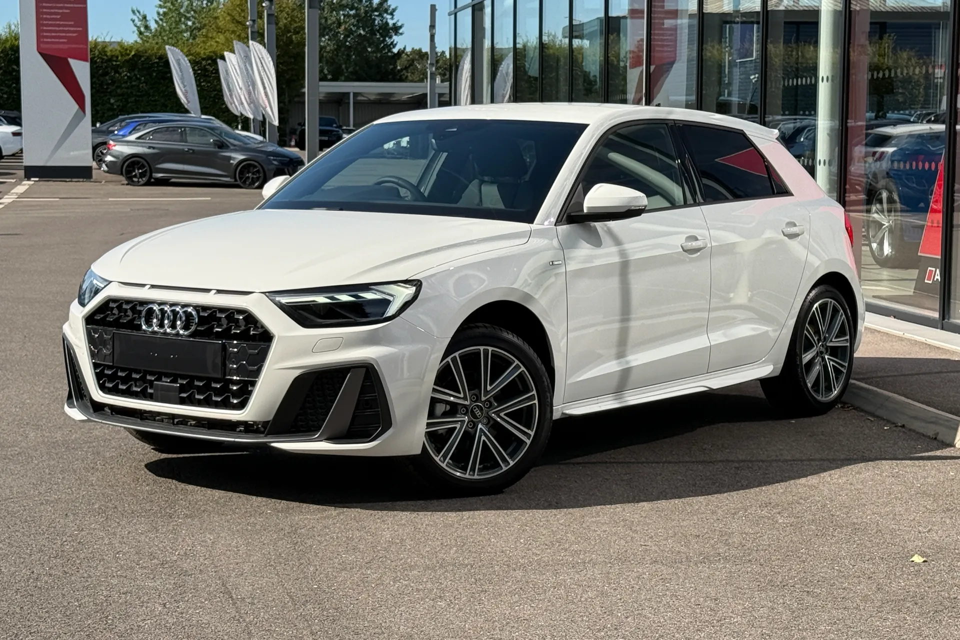 Audi A1 thumbnail image number 6