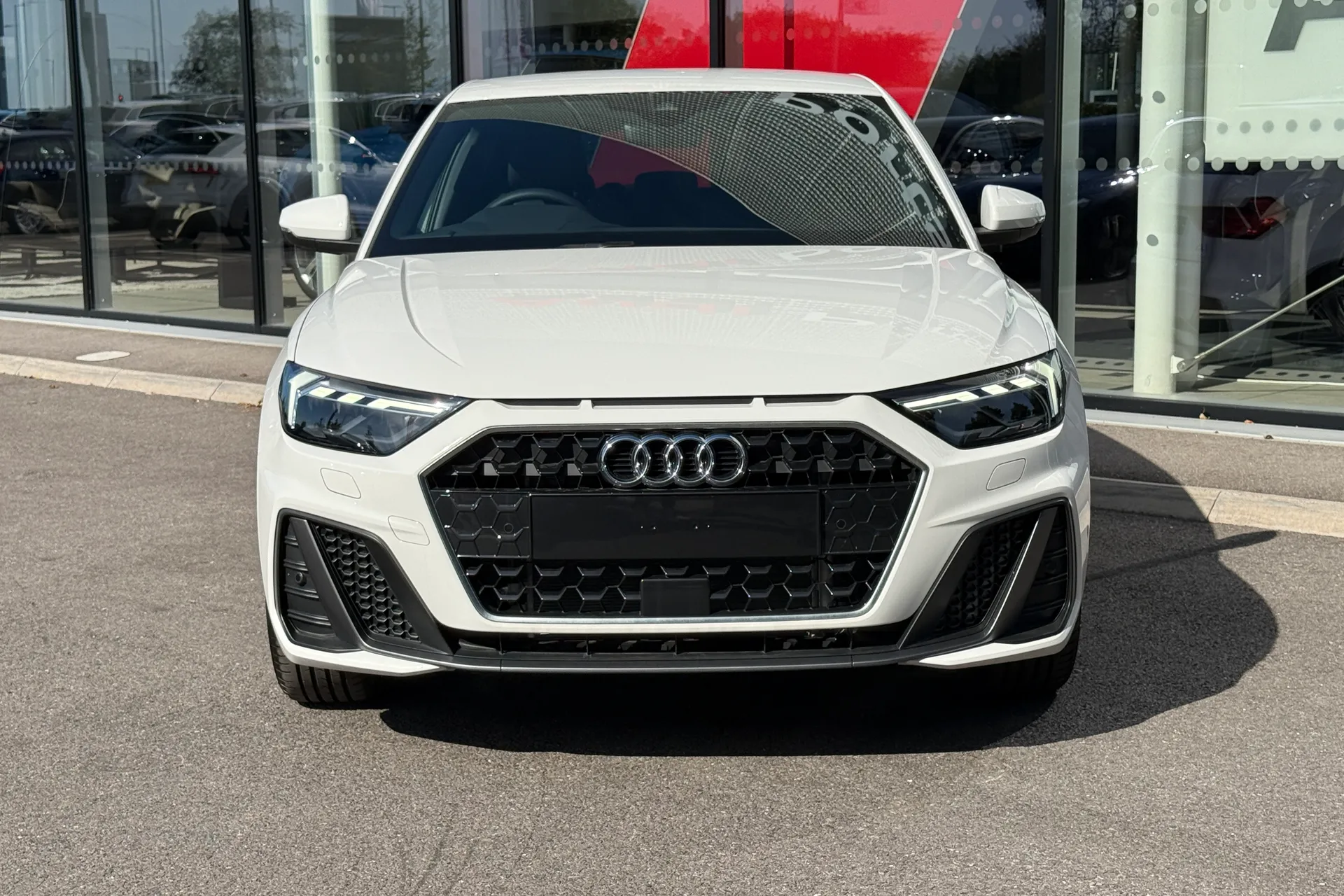 Audi A1 thumbnail image number 10