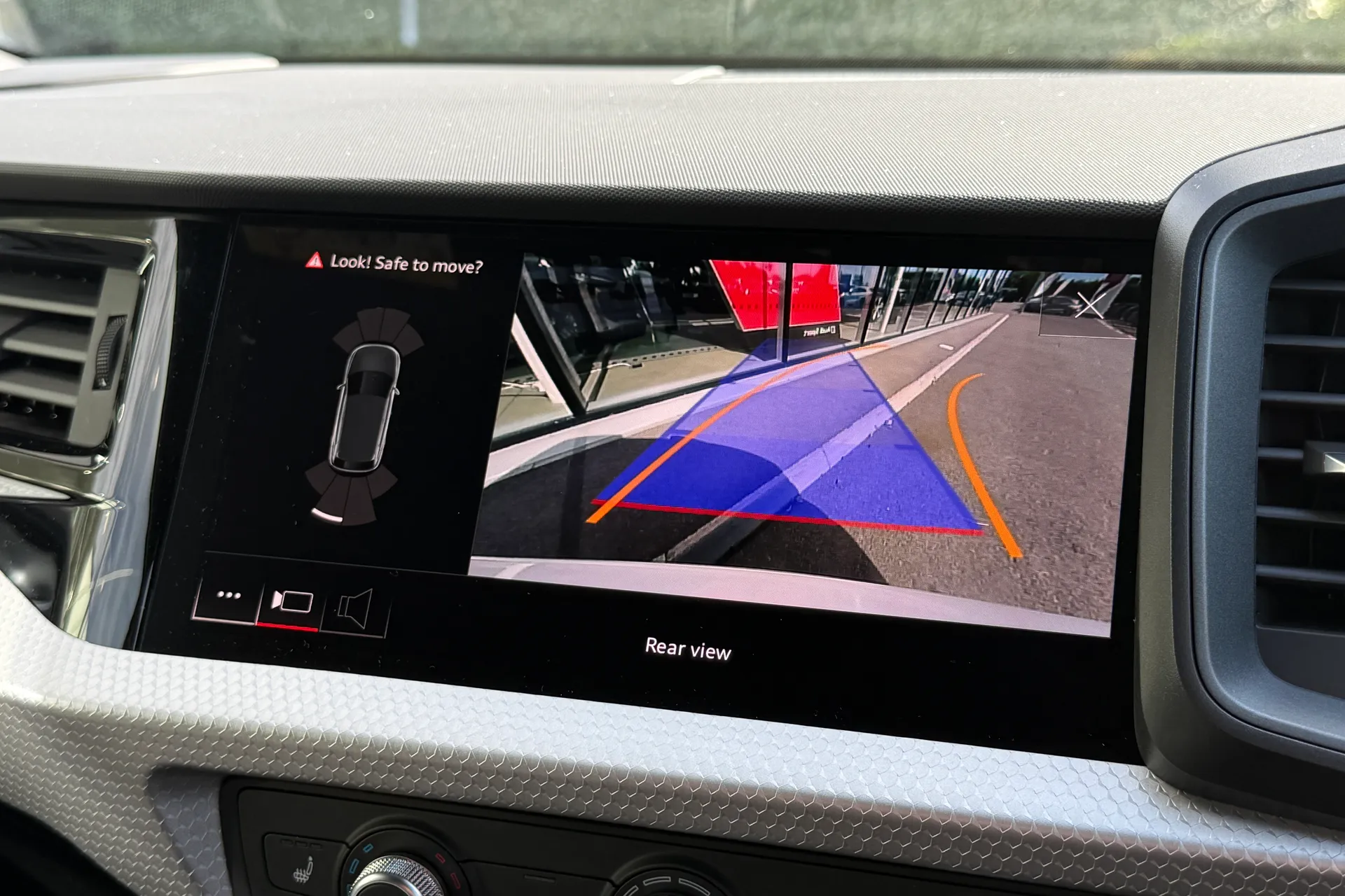 Audi A1 thumbnail image number 3