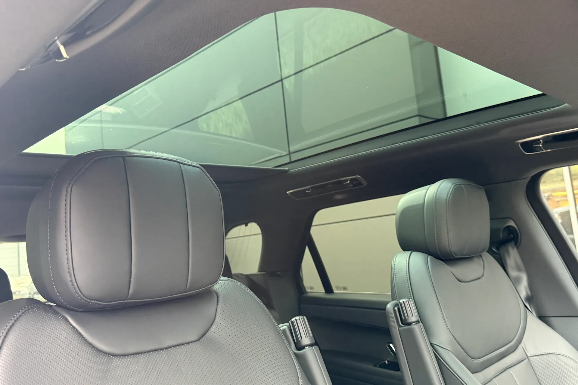 LAND ROVER RANGE ROVER SPORT thumbnail image number 9