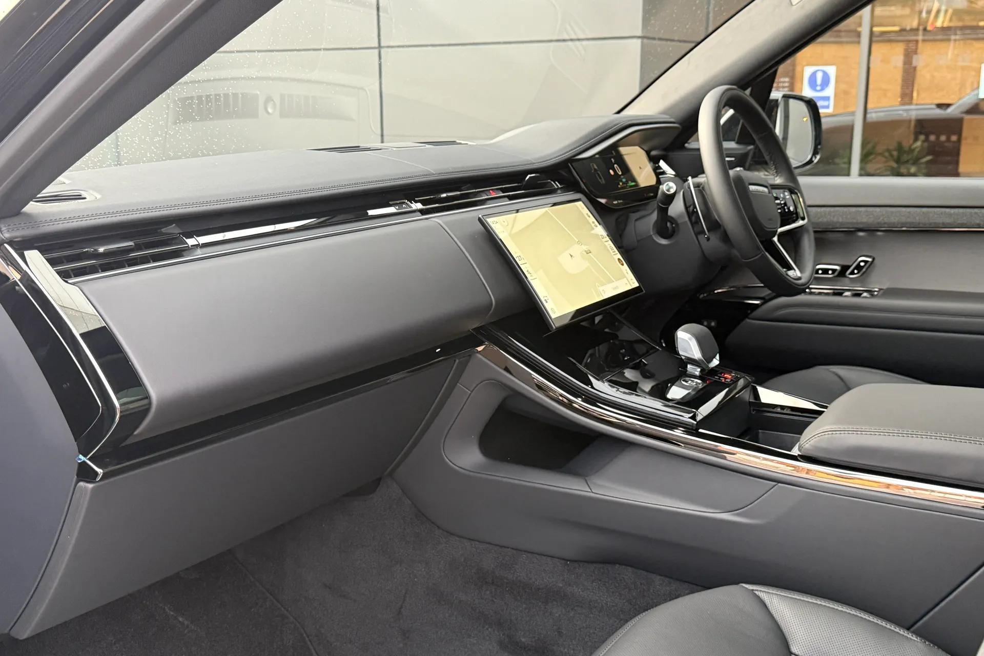 LAND ROVER RANGE ROVER SPORT thumbnail image number 46