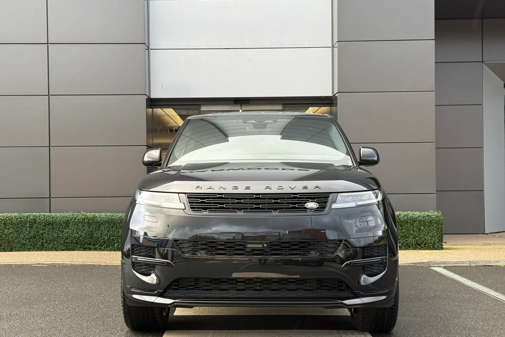 LAND ROVER RANGE ROVER SPORT thumbnail image number 10