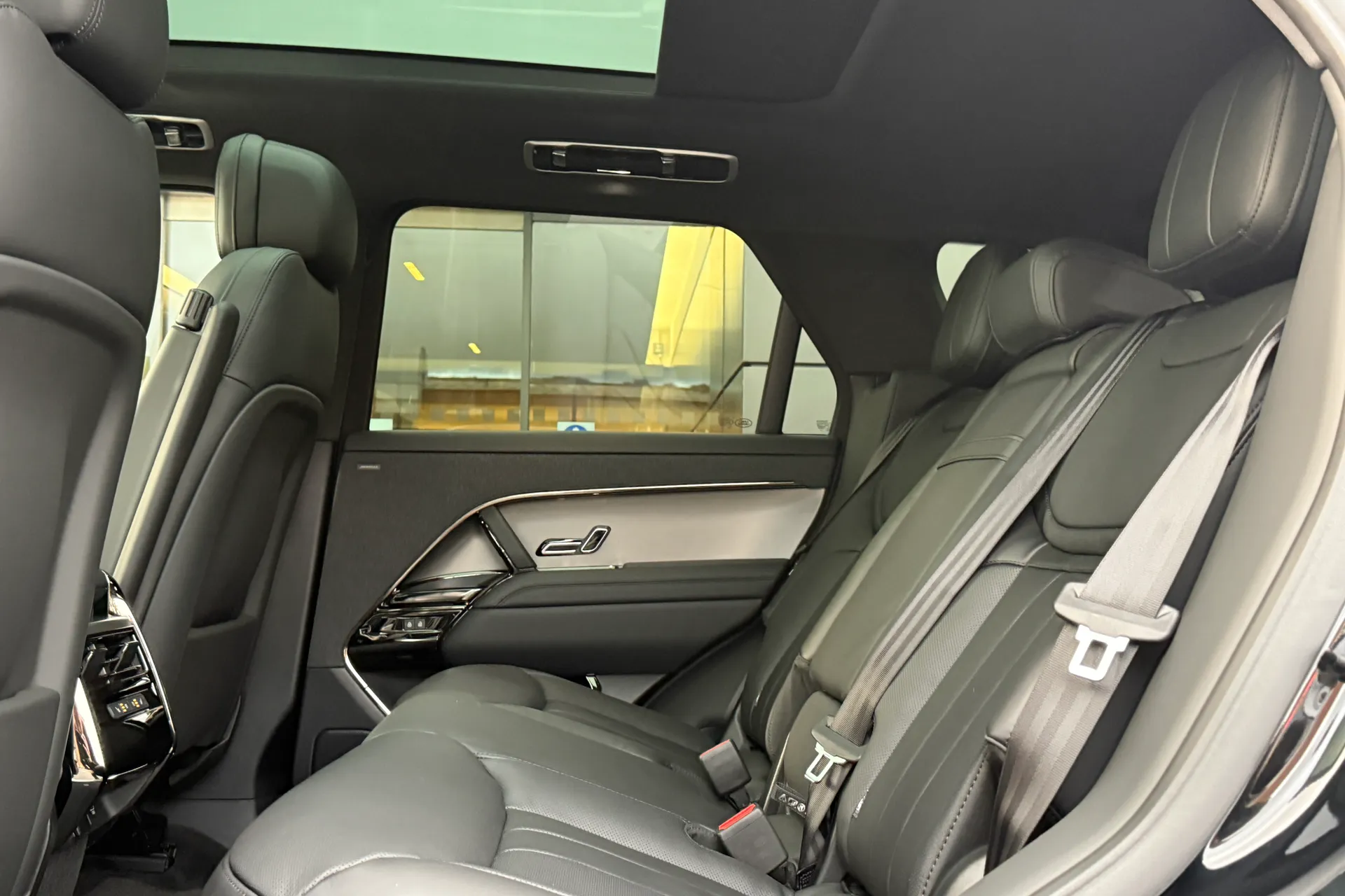 LAND ROVER RANGE ROVER SPORT thumbnail image number 49