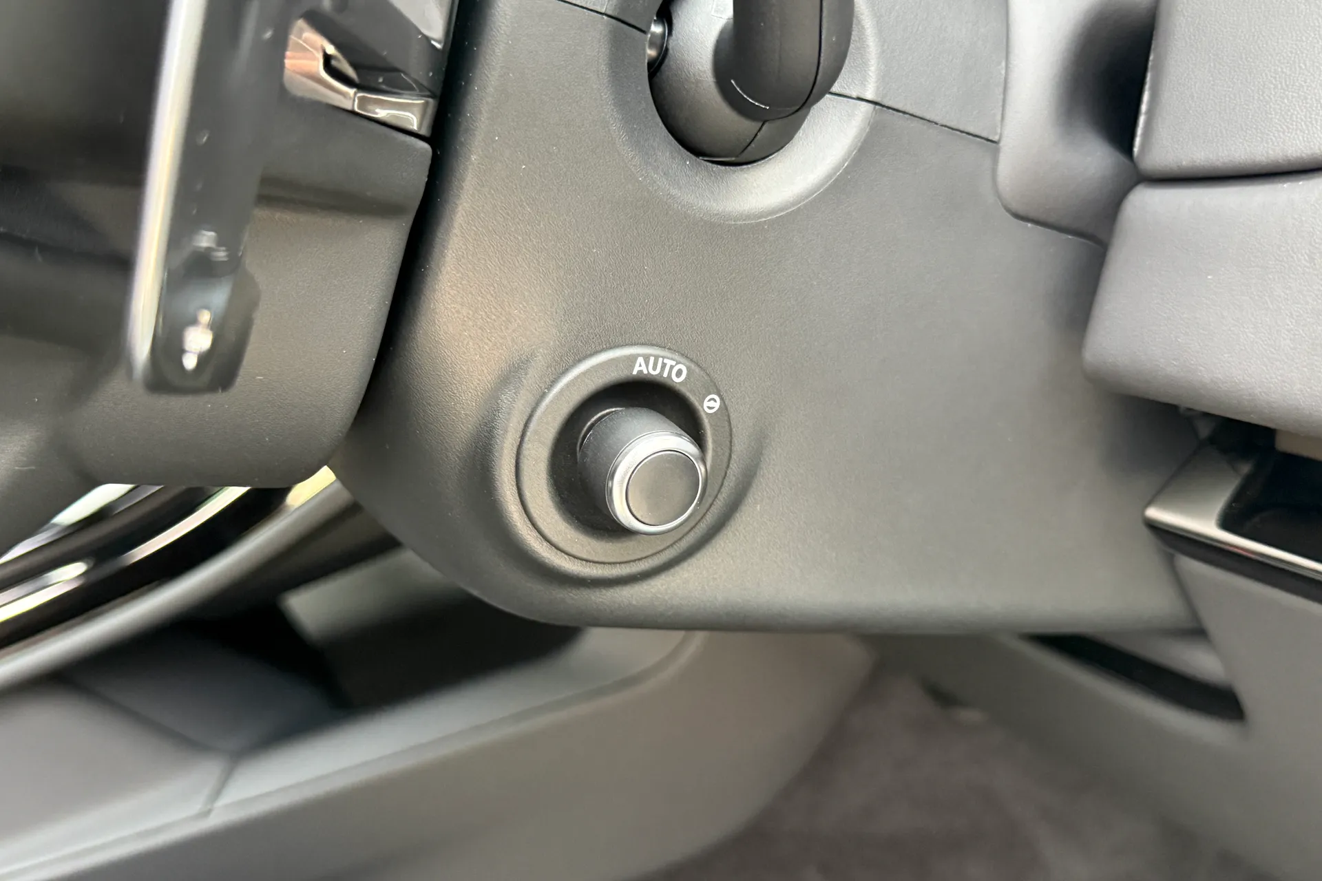 LAND ROVER RANGE ROVER SPORT thumbnail image number 17