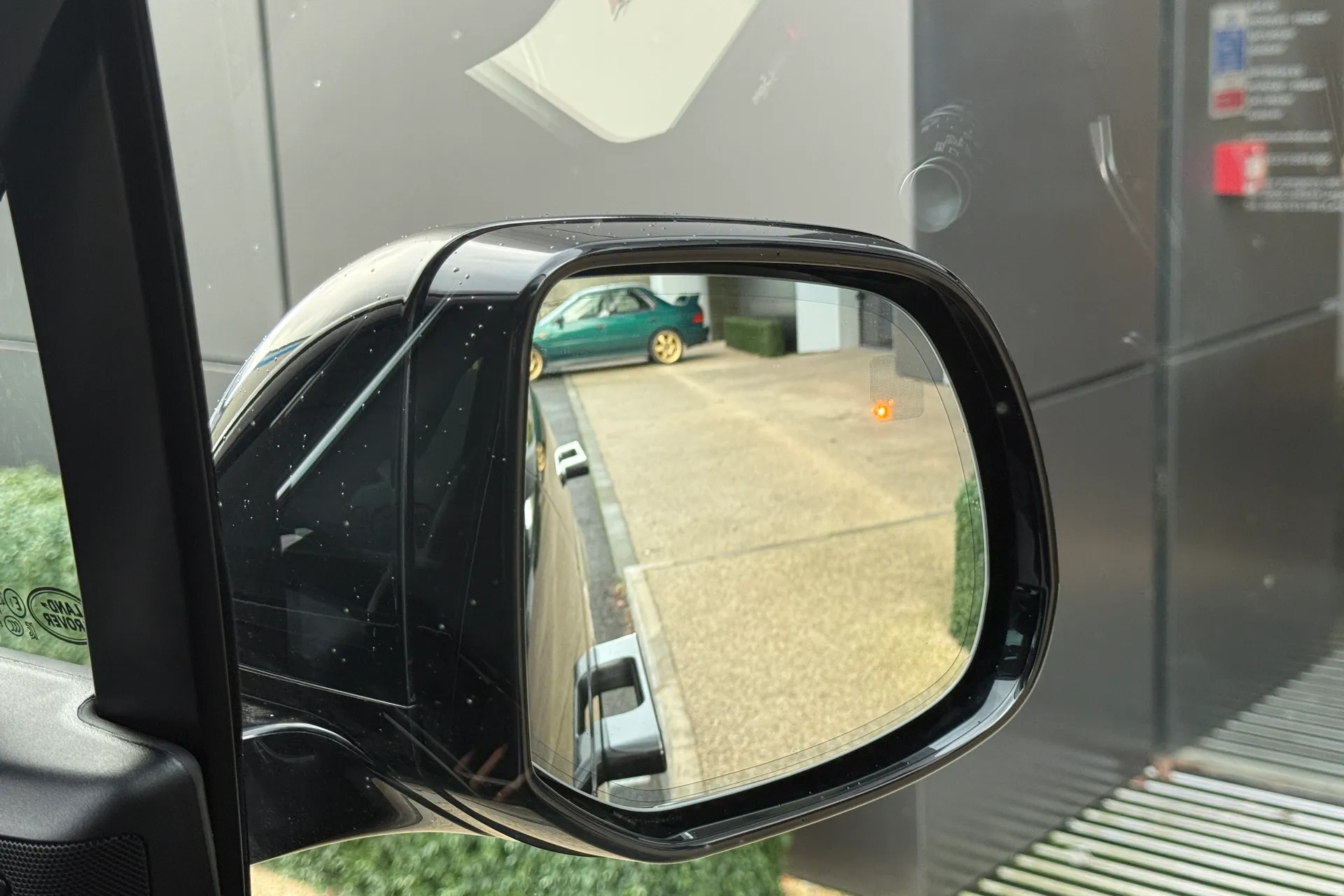 LAND ROVER RANGE ROVER SPORT thumbnail image number 12