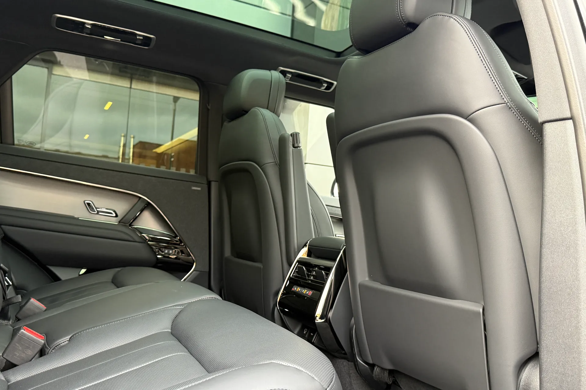 LAND ROVER RANGE ROVER SPORT thumbnail image number 33