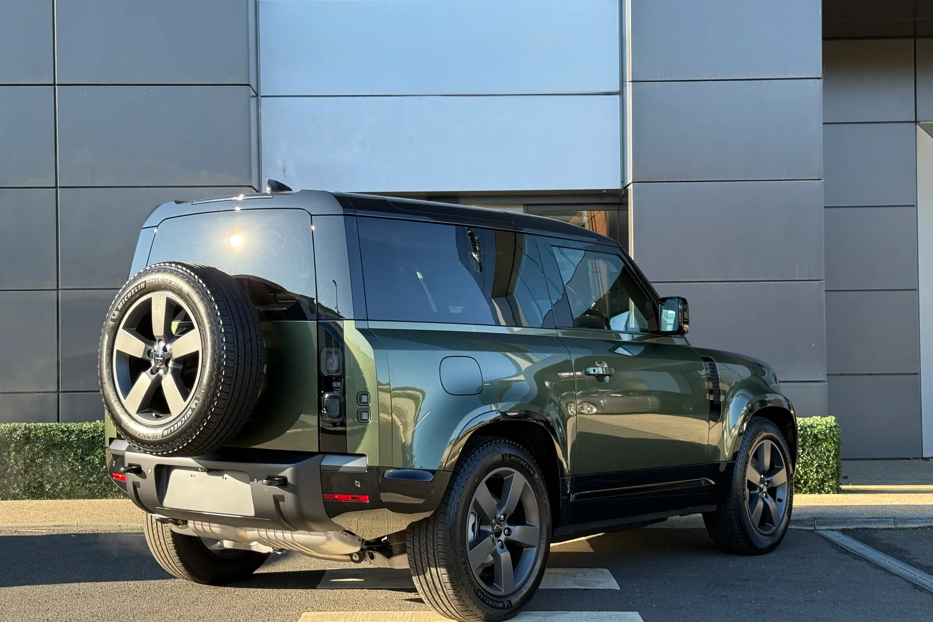 LAND ROVER Defender 90 thumbnail image number 12