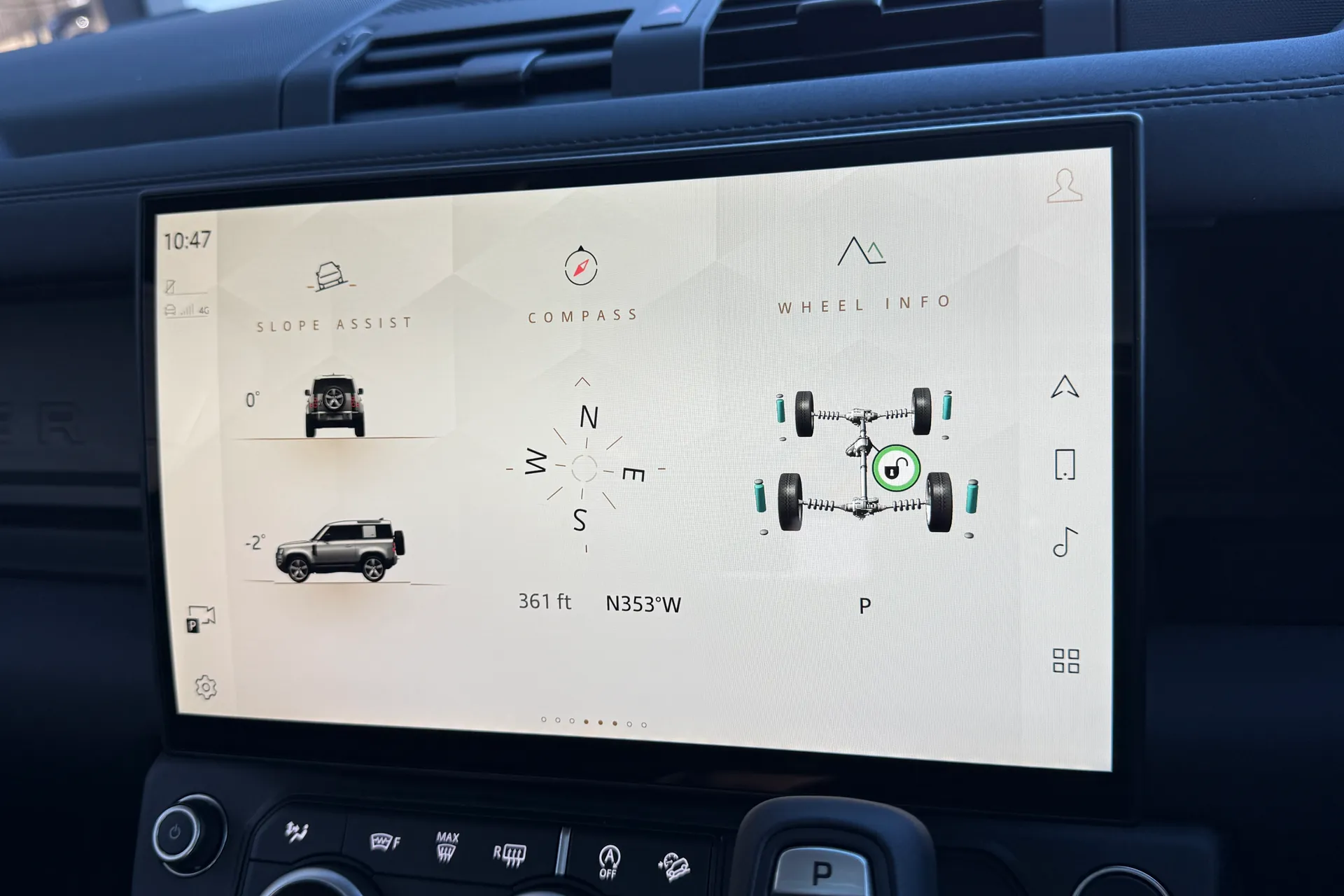 LAND ROVER Defender 90 thumbnail image number 60
