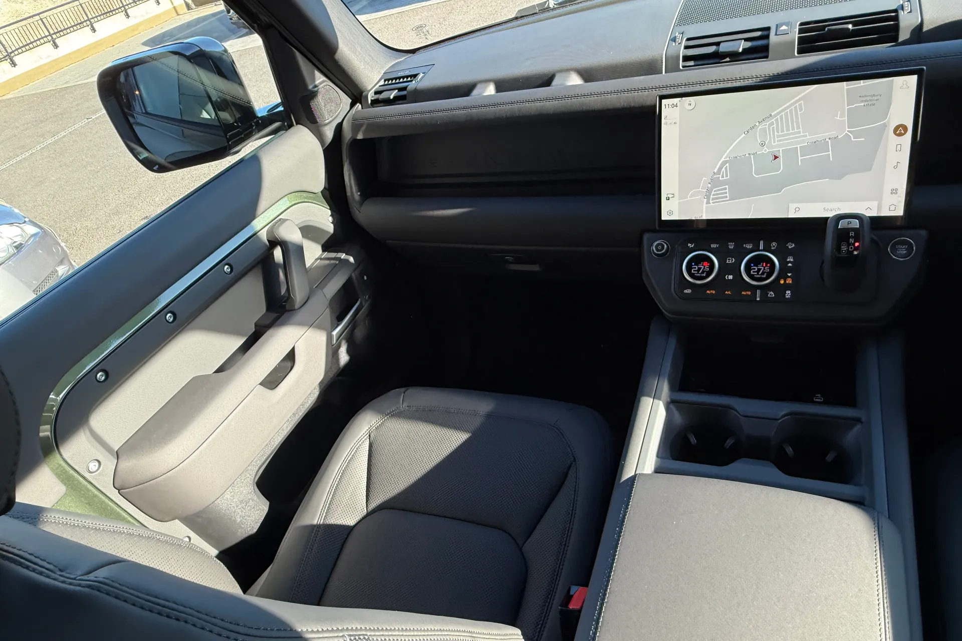 LAND ROVER Defender 90 thumbnail image number 45