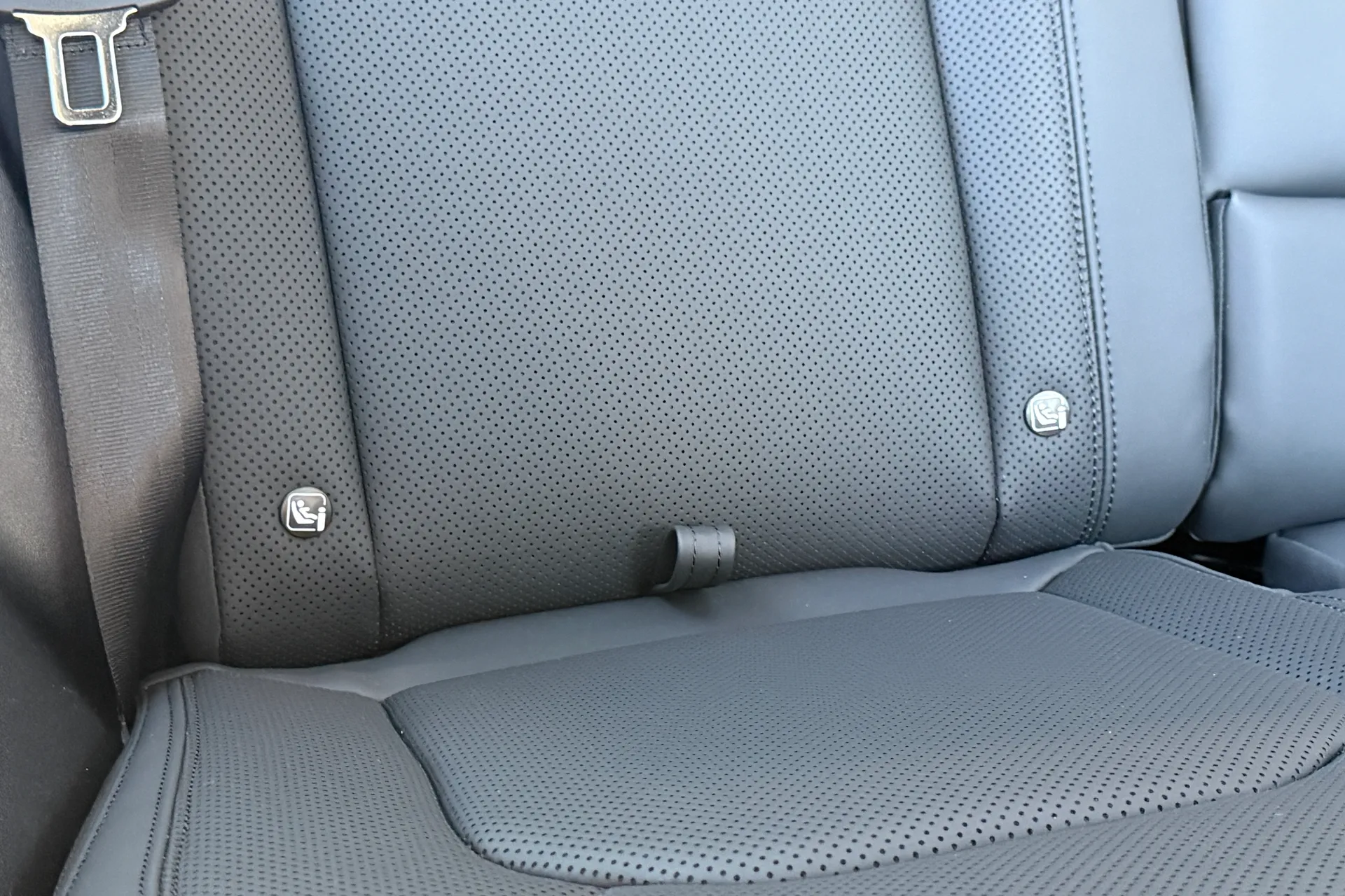 LAND ROVER Defender 90 thumbnail image number 43