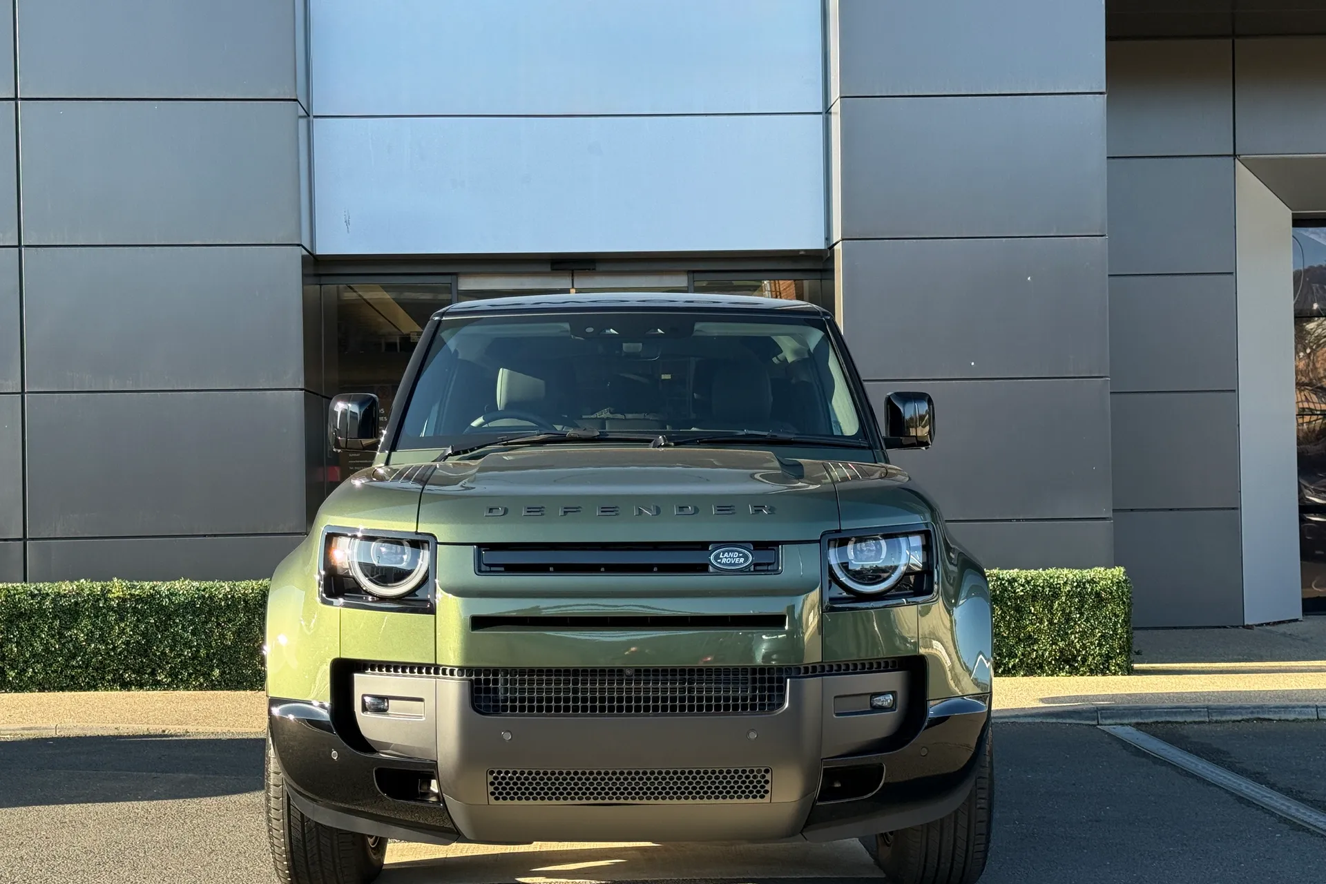 LAND ROVER Defender 90 thumbnail image number 11