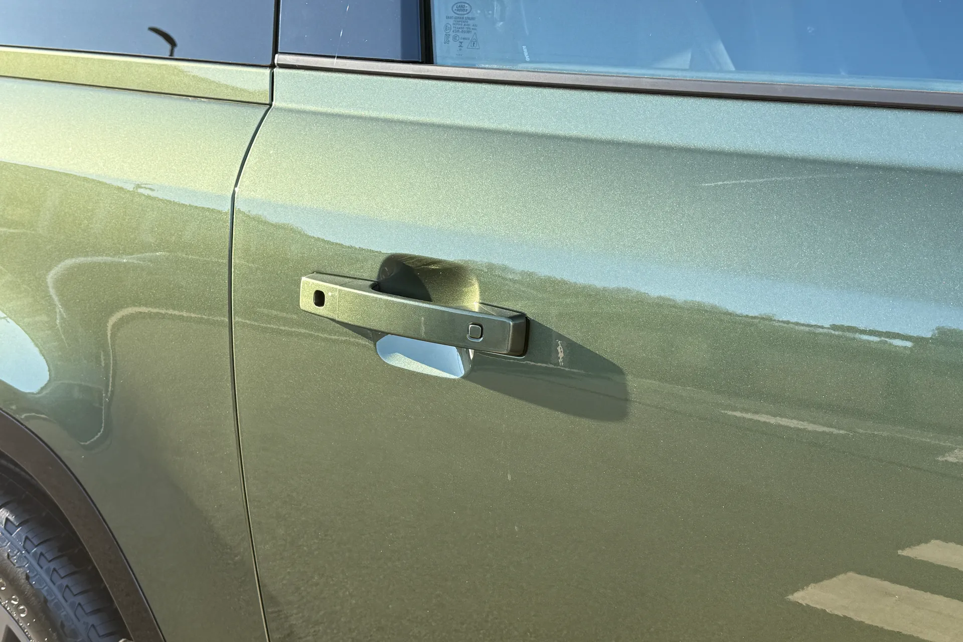 LAND ROVER Defender 90 thumbnail image number 26