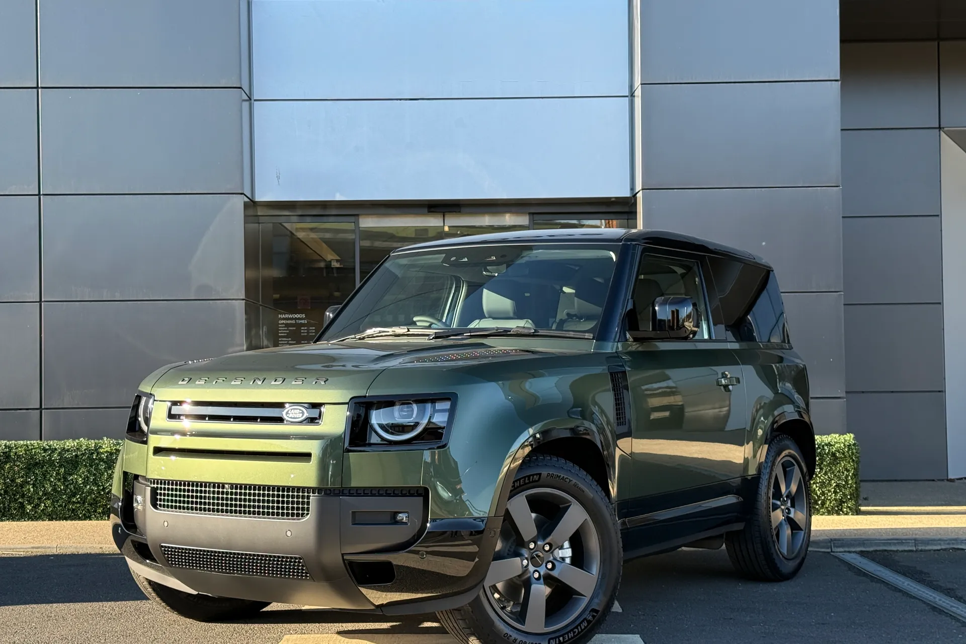 LAND ROVER Defender 90 thumbnail image number 7