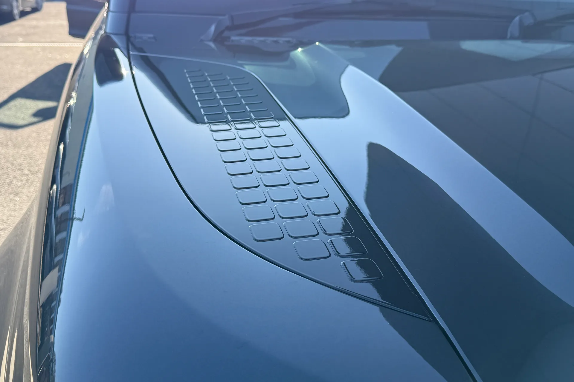 LAND ROVER Defender 90 thumbnail image number 30