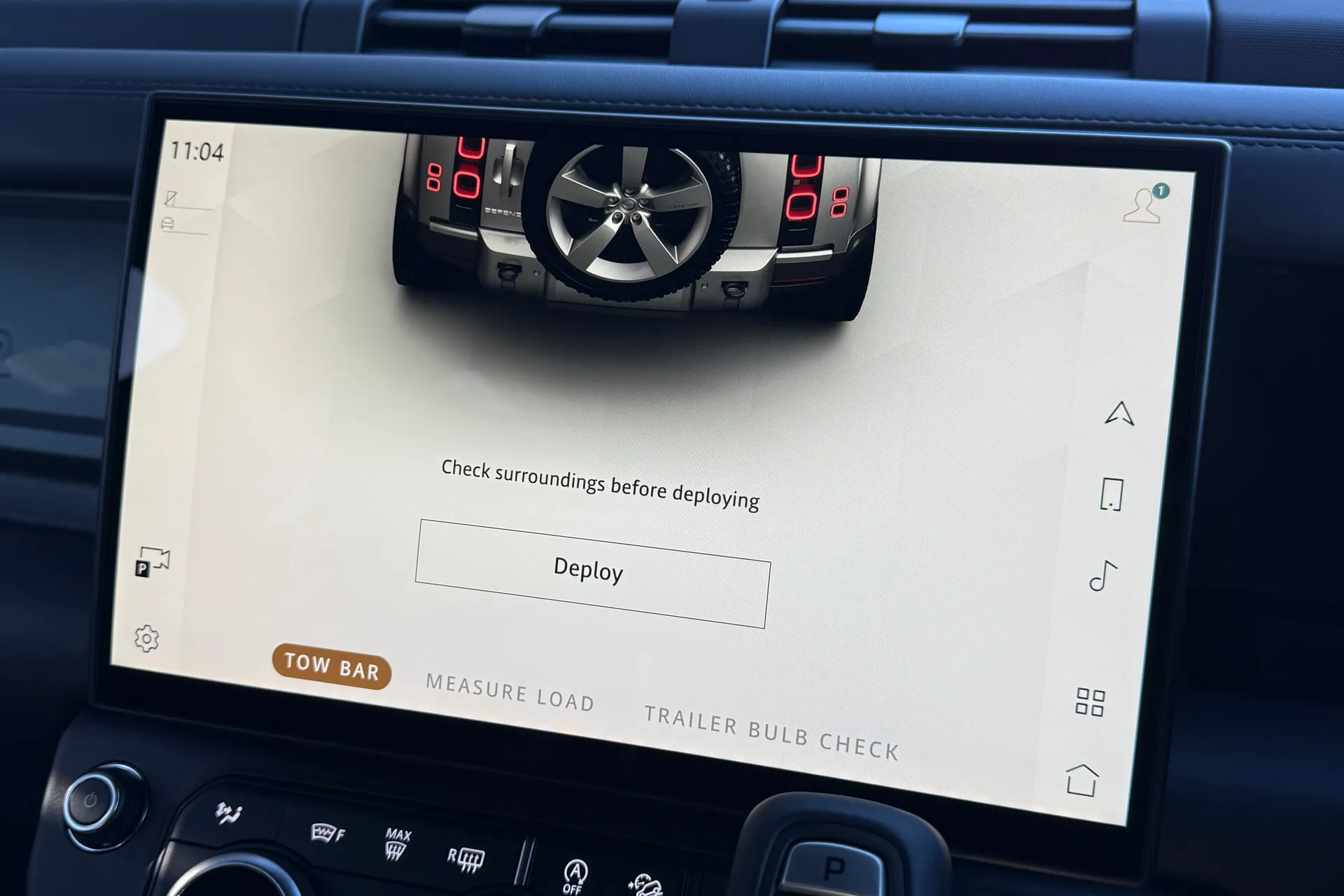 LAND ROVER Defender 90 thumbnail image number 14