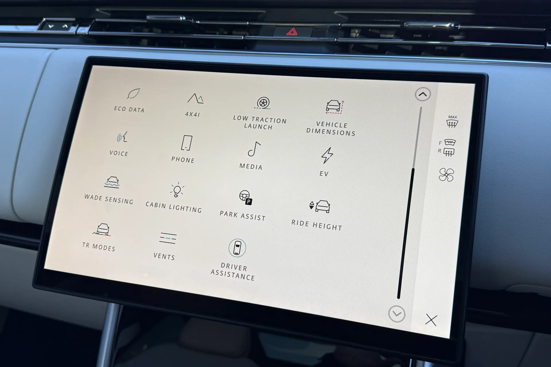LAND ROVER RANGE ROVER thumbnail image number 40