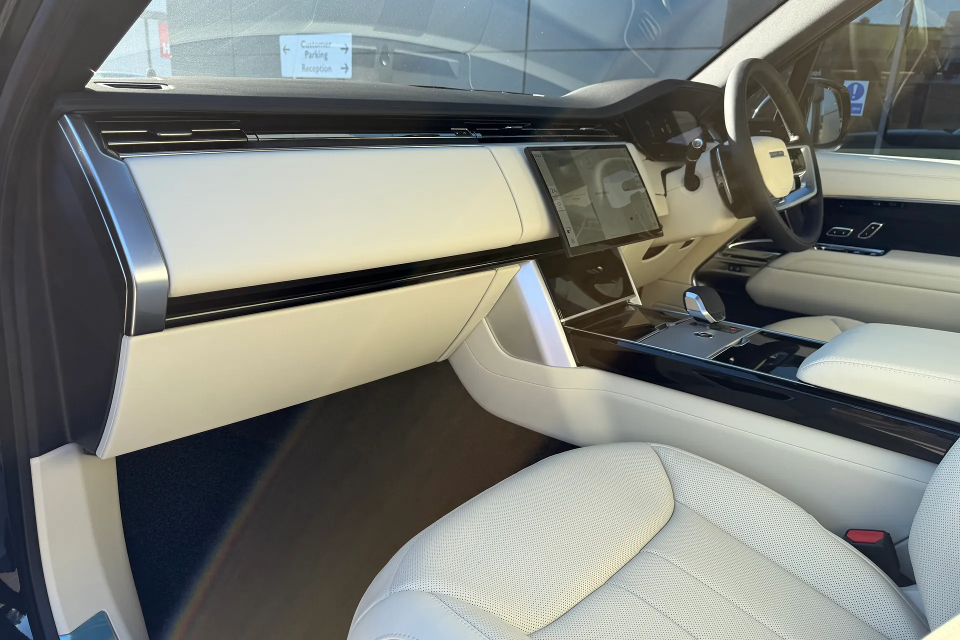 LAND ROVER RANGE ROVER thumbnail image number 58