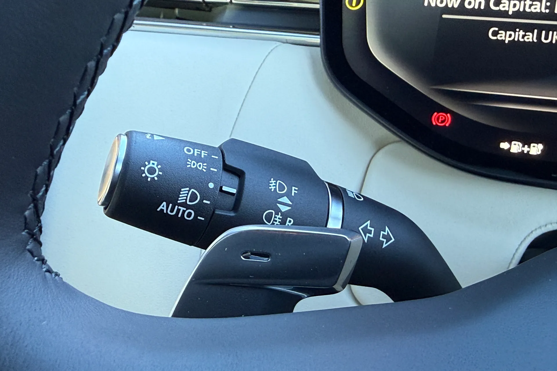 LAND ROVER RANGE ROVER thumbnail image number 60