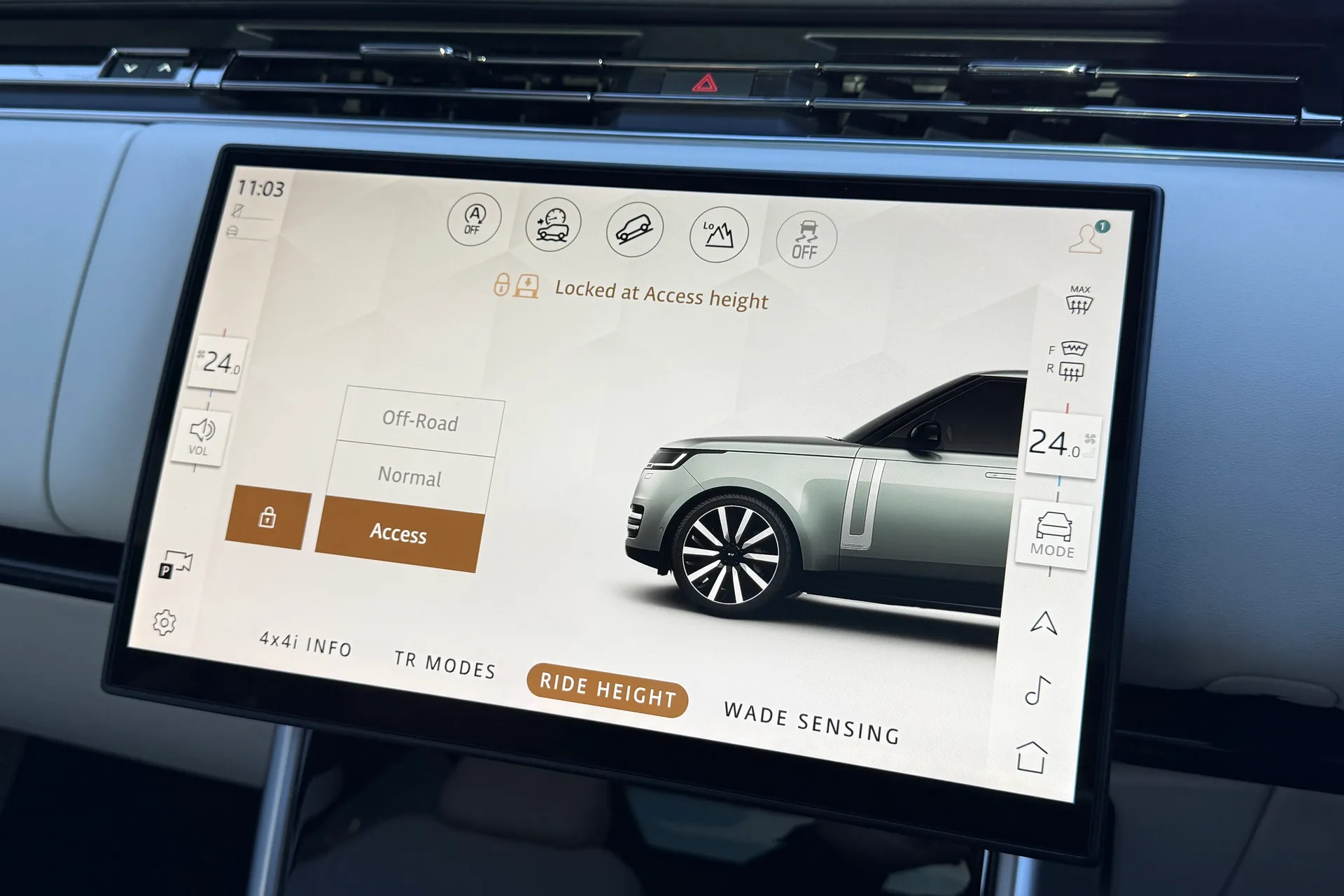 LAND ROVER RANGE ROVER thumbnail image number 42