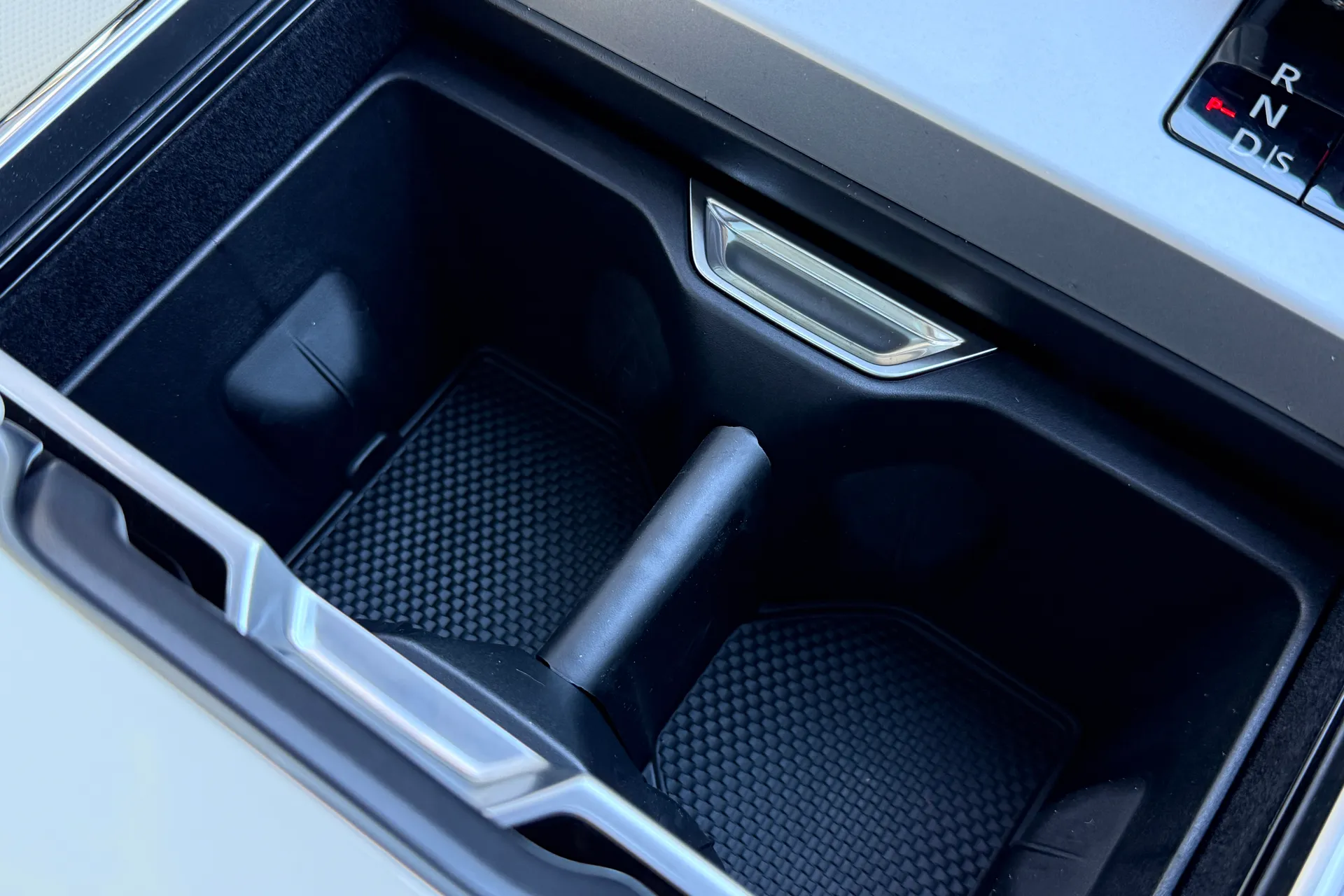 LAND ROVER RANGE ROVER thumbnail image number 32