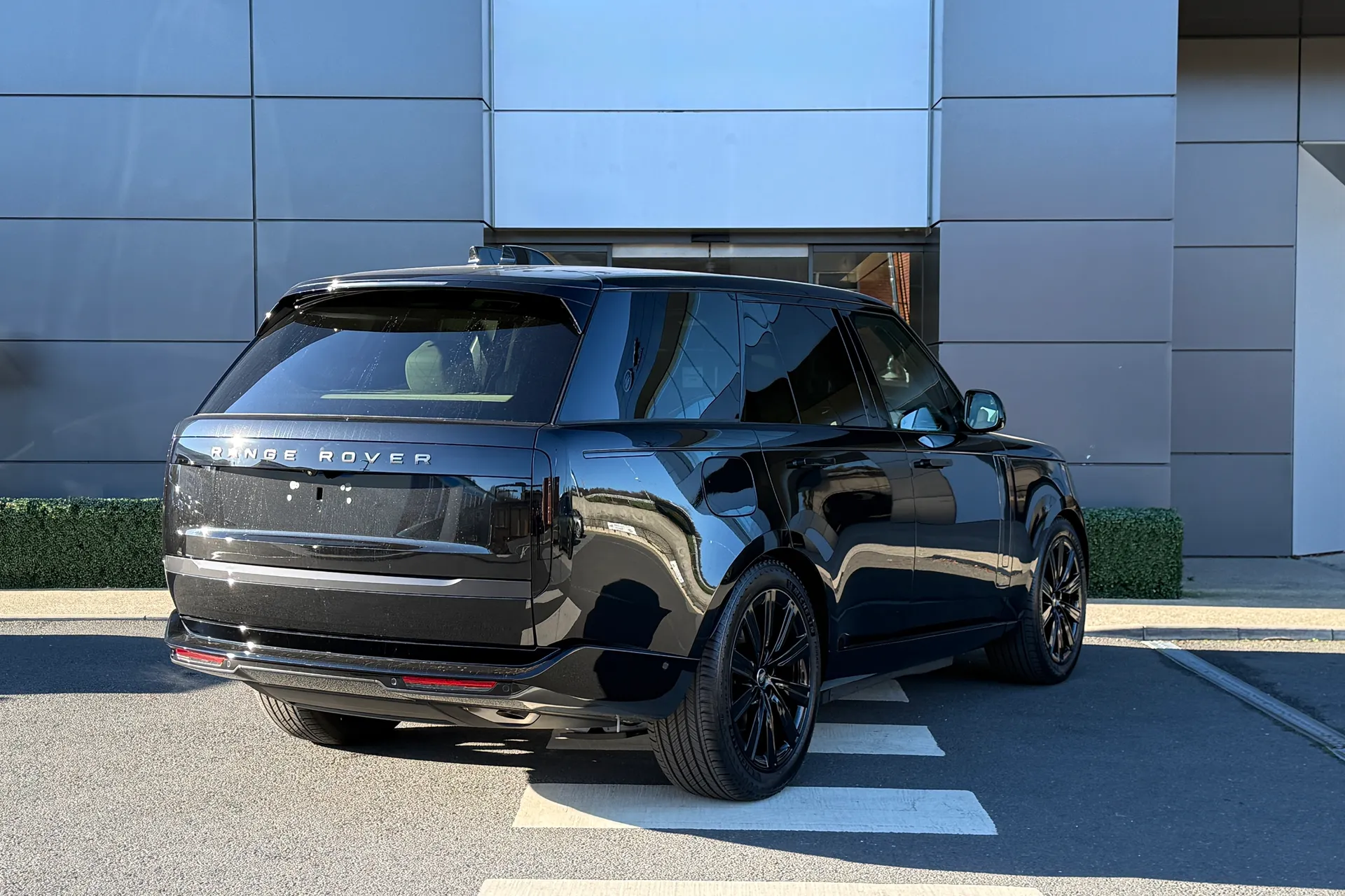 LAND ROVER RANGE ROVER thumbnail image number 13