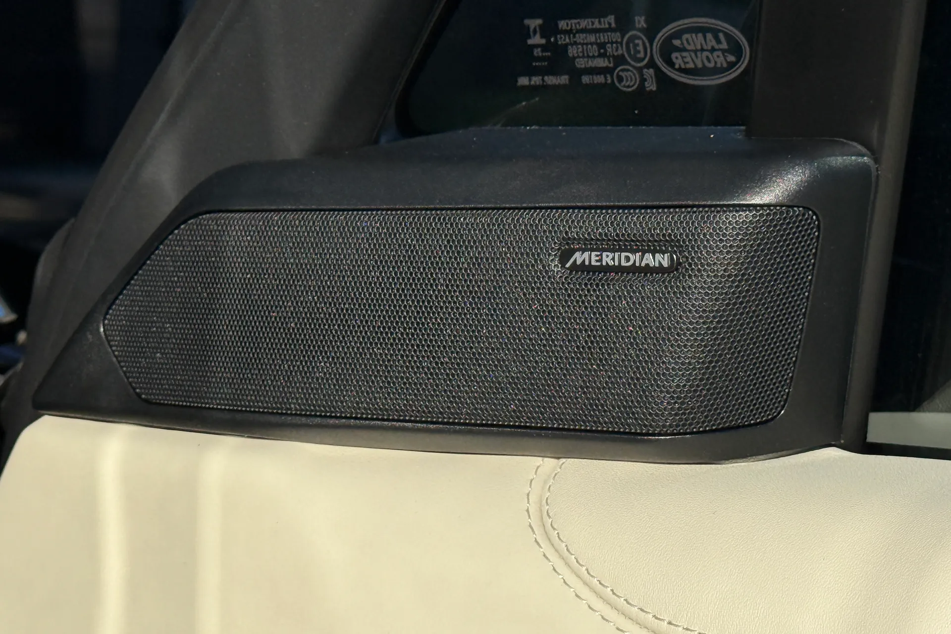 LAND ROVER RANGE ROVER thumbnail image number 44