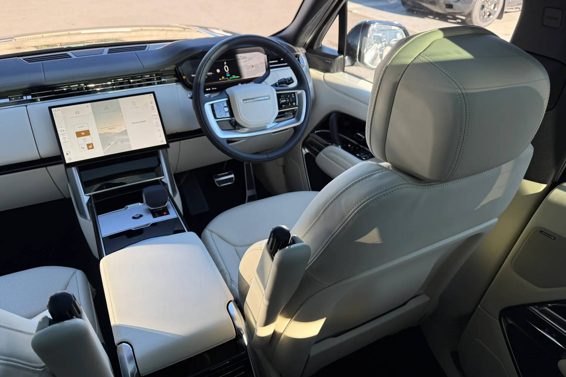 LAND ROVER RANGE ROVER thumbnail image number 53