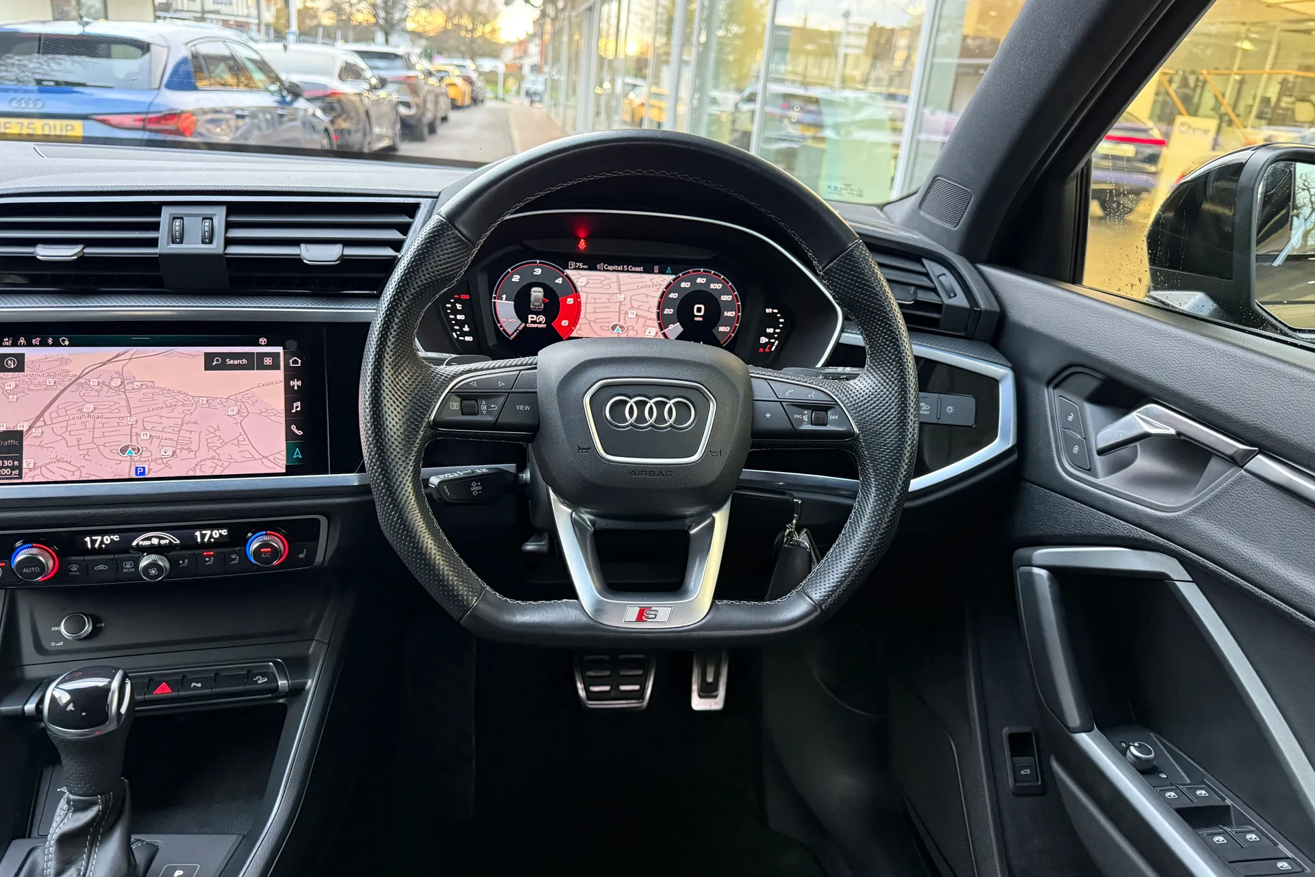 Audi Q3 thumbnail image number 46