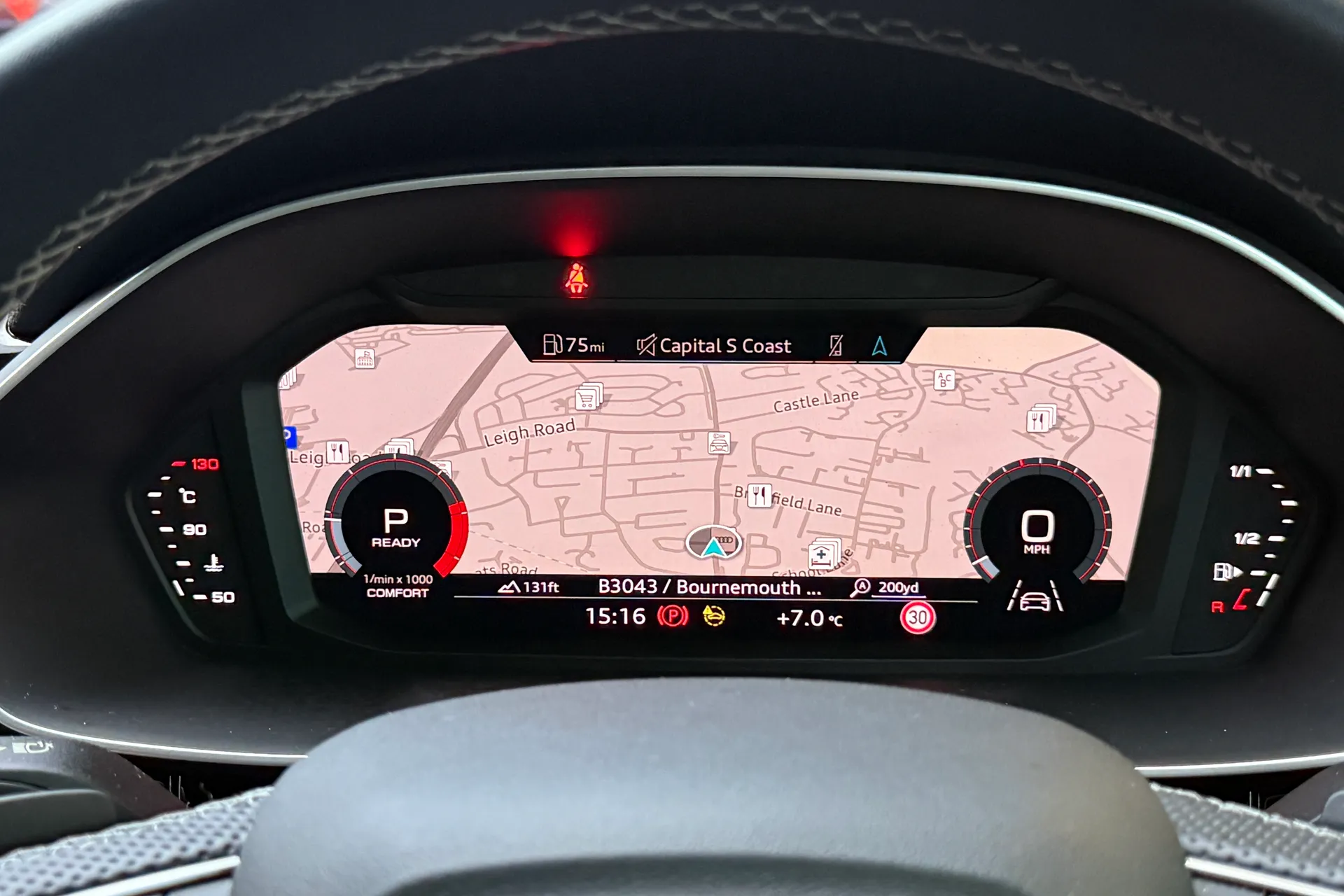 Audi Q3 thumbnail image number 7