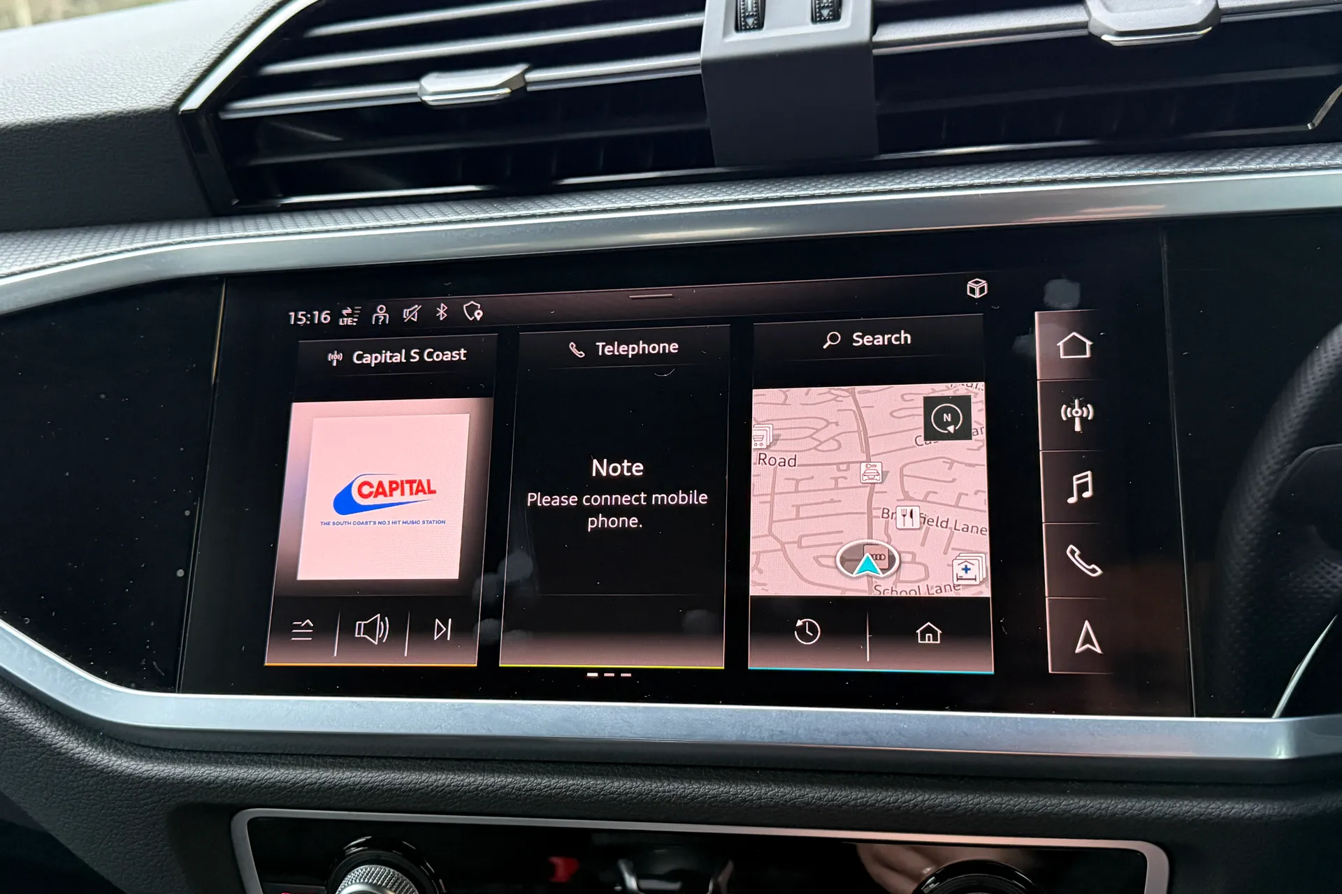 Audi Q3 thumbnail image number 21